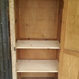 Parisian bonnetière wardrobe