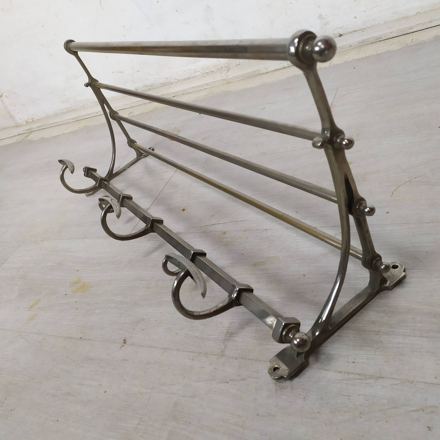 Nickel-plated wall-mounted coat rack