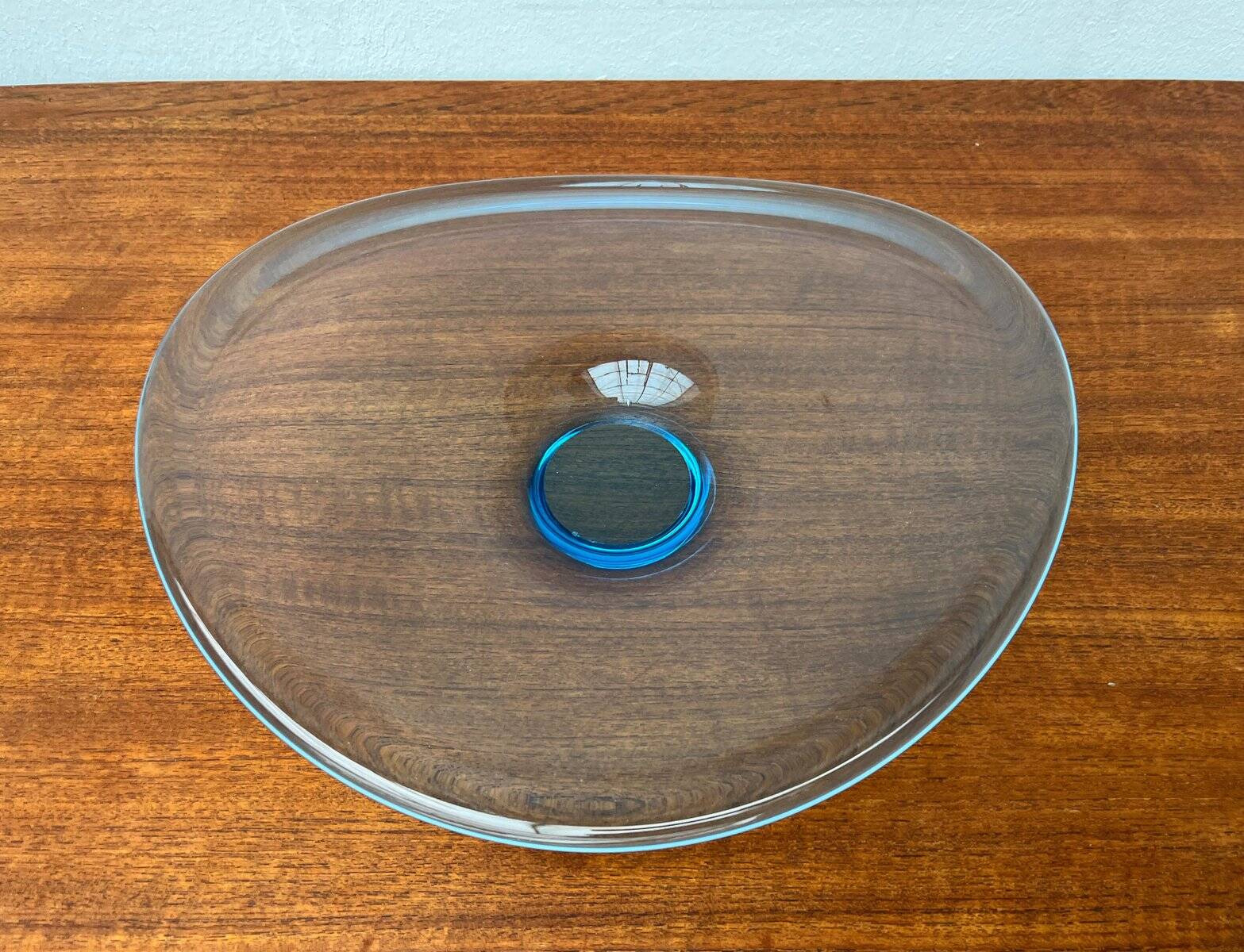 Art glass bowl from the Mid-Century Danish Thule series by Per Lütken for Holmegaard, 1960s.