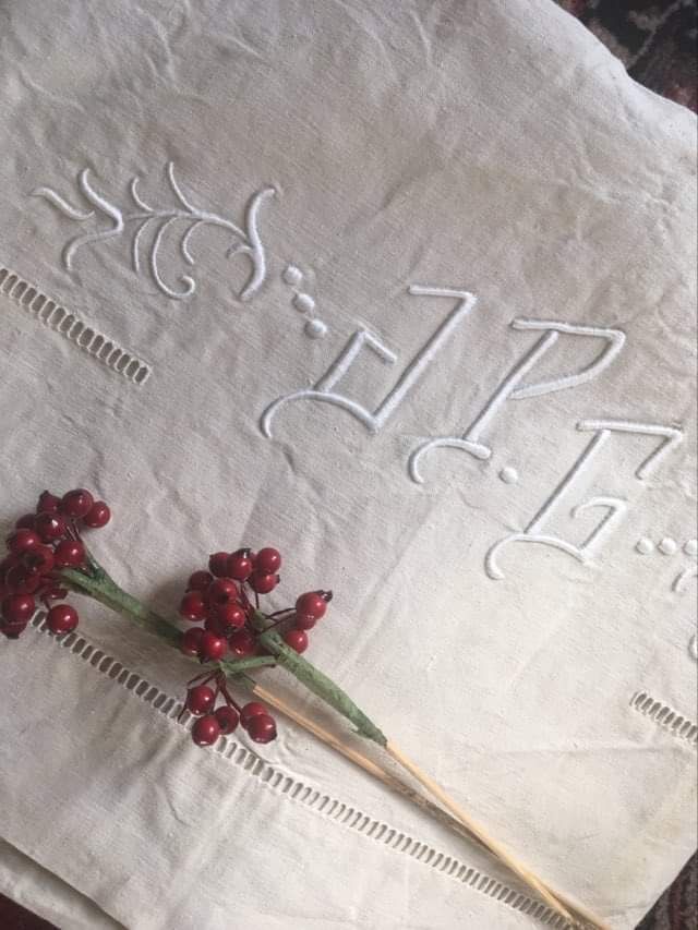 Mixed-race sheet with JPG monogram.