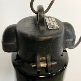 Suspension industrielle Bauhaus en émail noir, années 1930