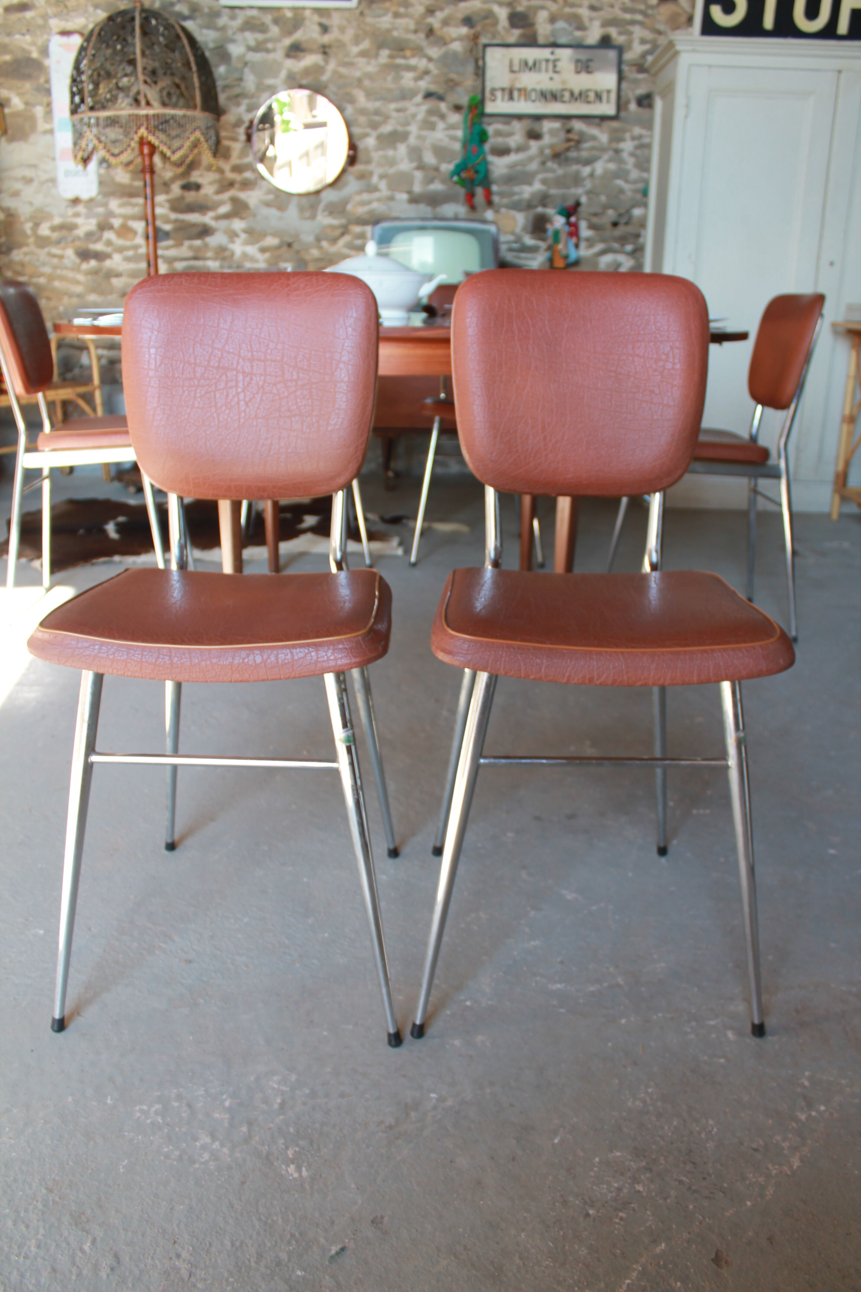 6 vintage chairs