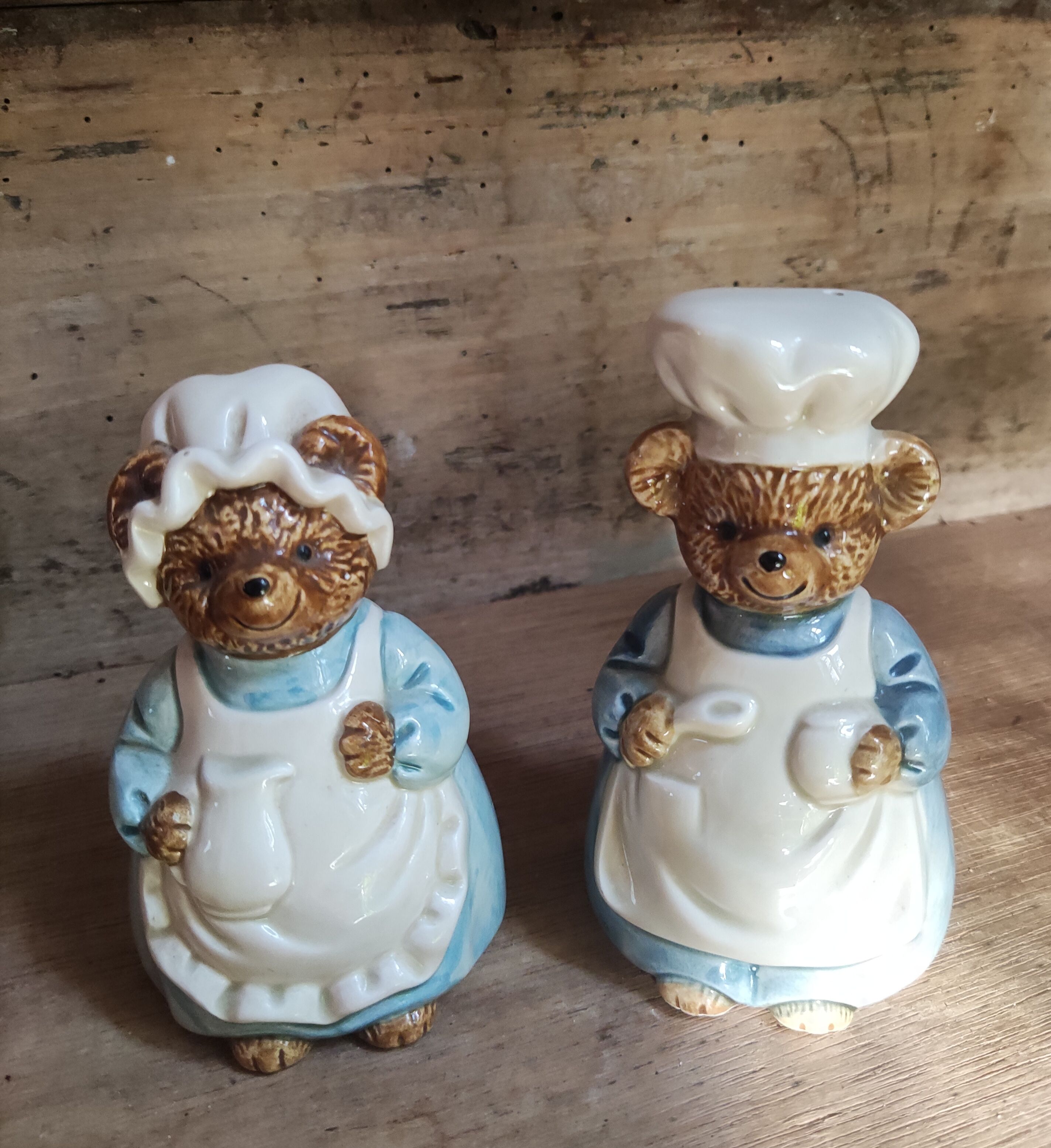 Otagiri salt and pepper shaker