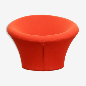 Artifort Mushroom armchair F 560 by Pierre Paulin