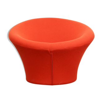 Artifort Mushroom armchair F 560 by Pierre Paulin