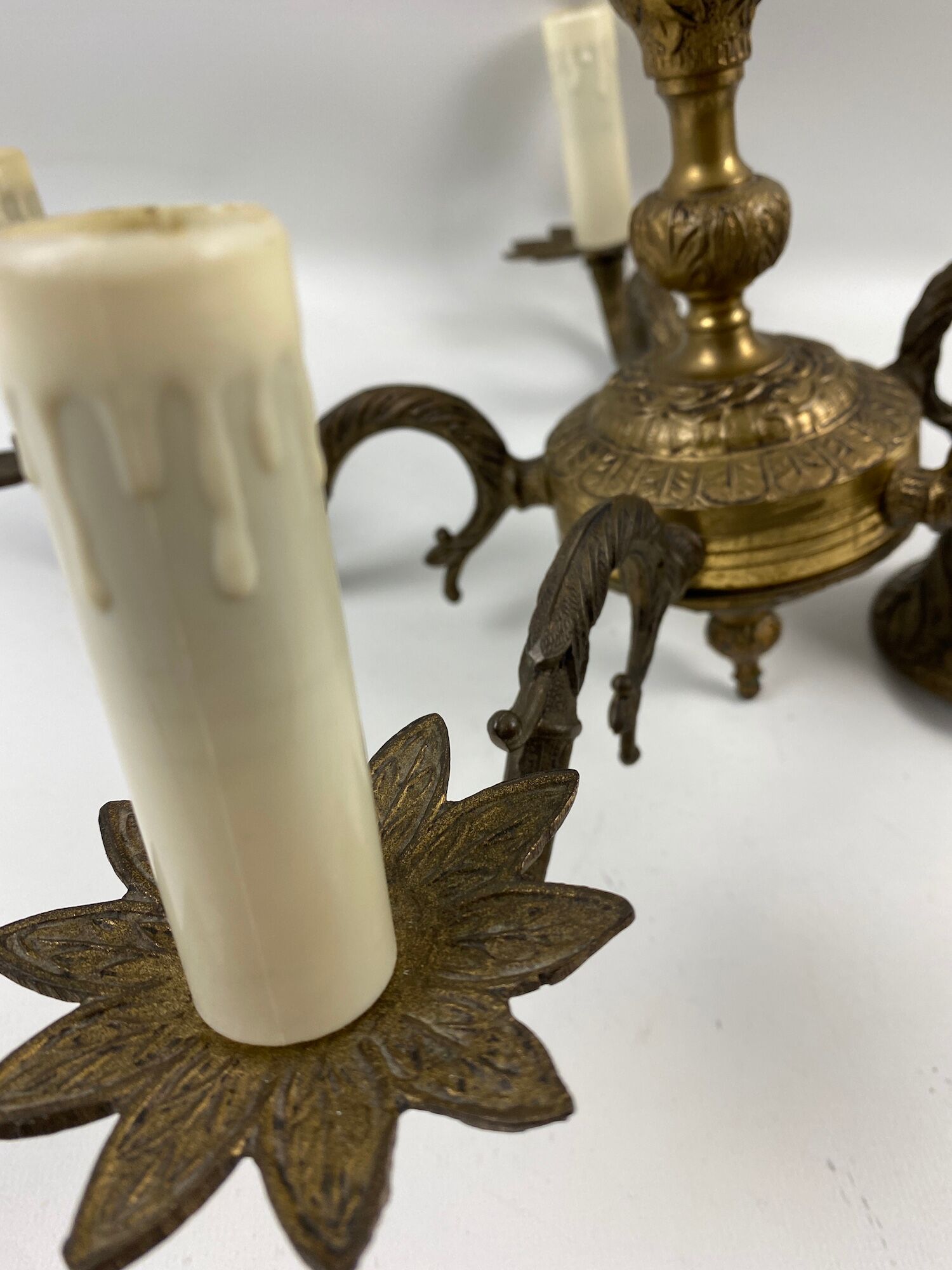 Brass chandelier 5 burners