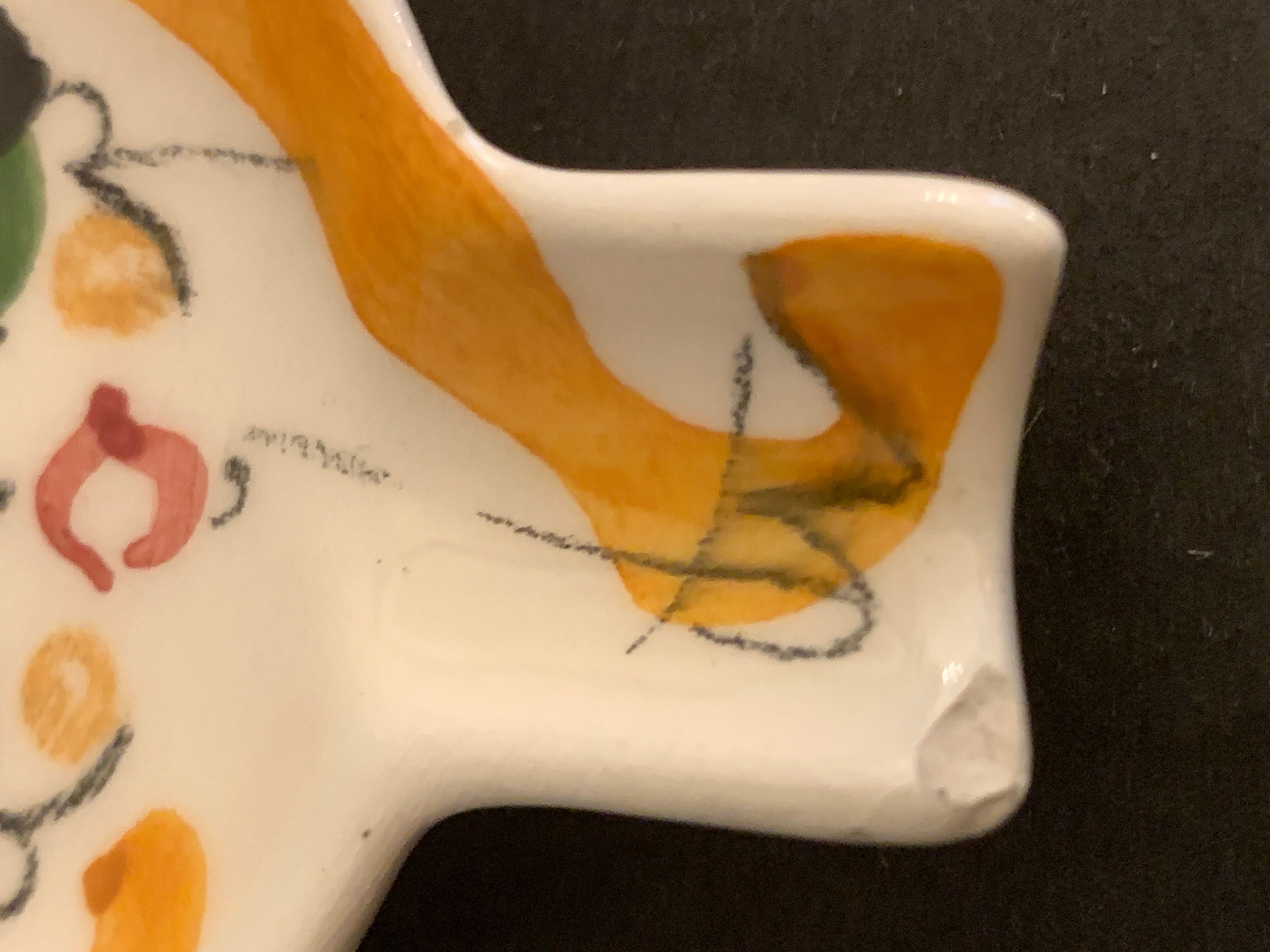 4 individual Italian ceramic stackable ashtrays with women's faces