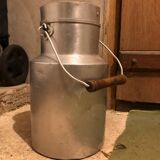 Pot à lait aluminium