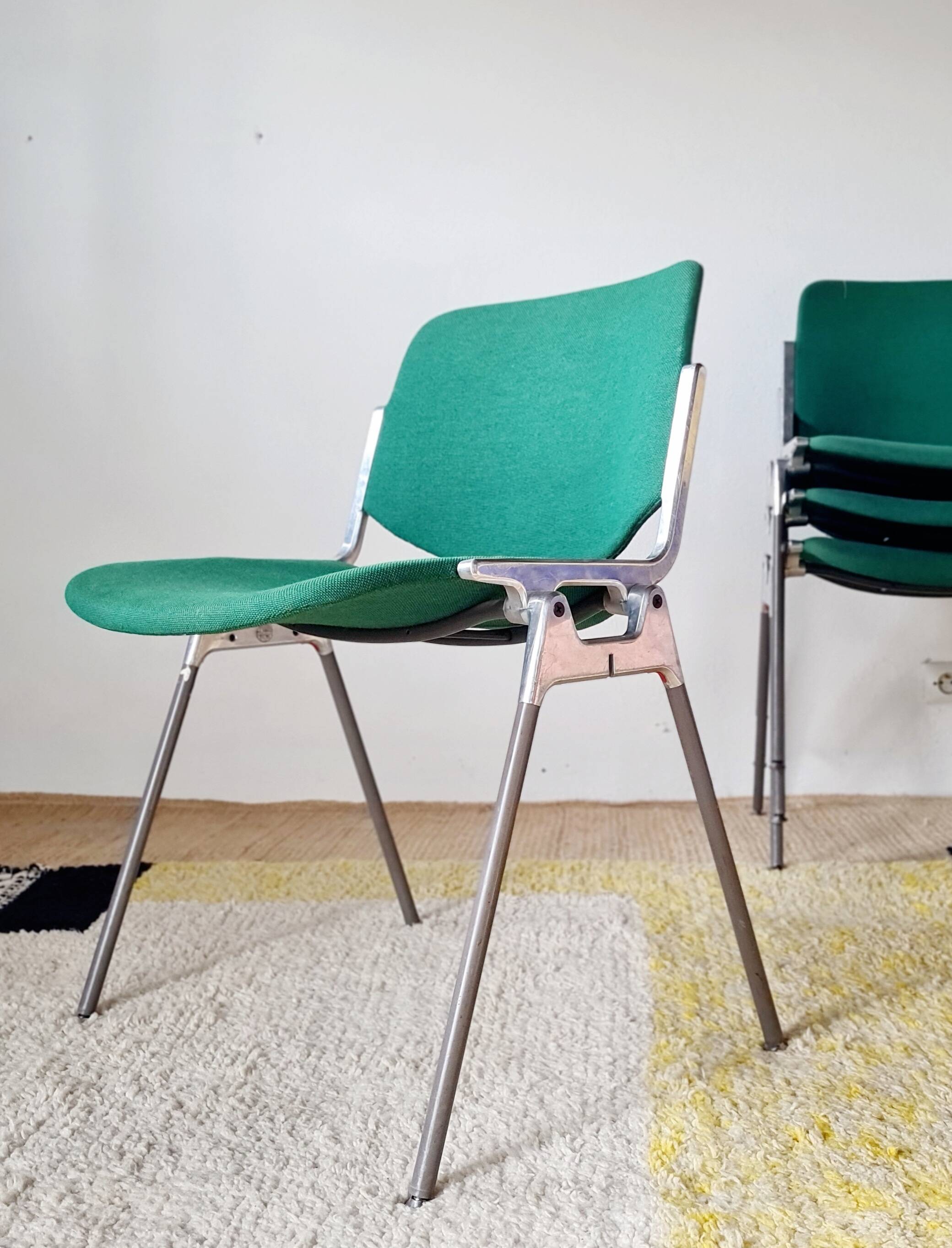 4 chairs by Giancarlo Piretti for Castelli, 1970