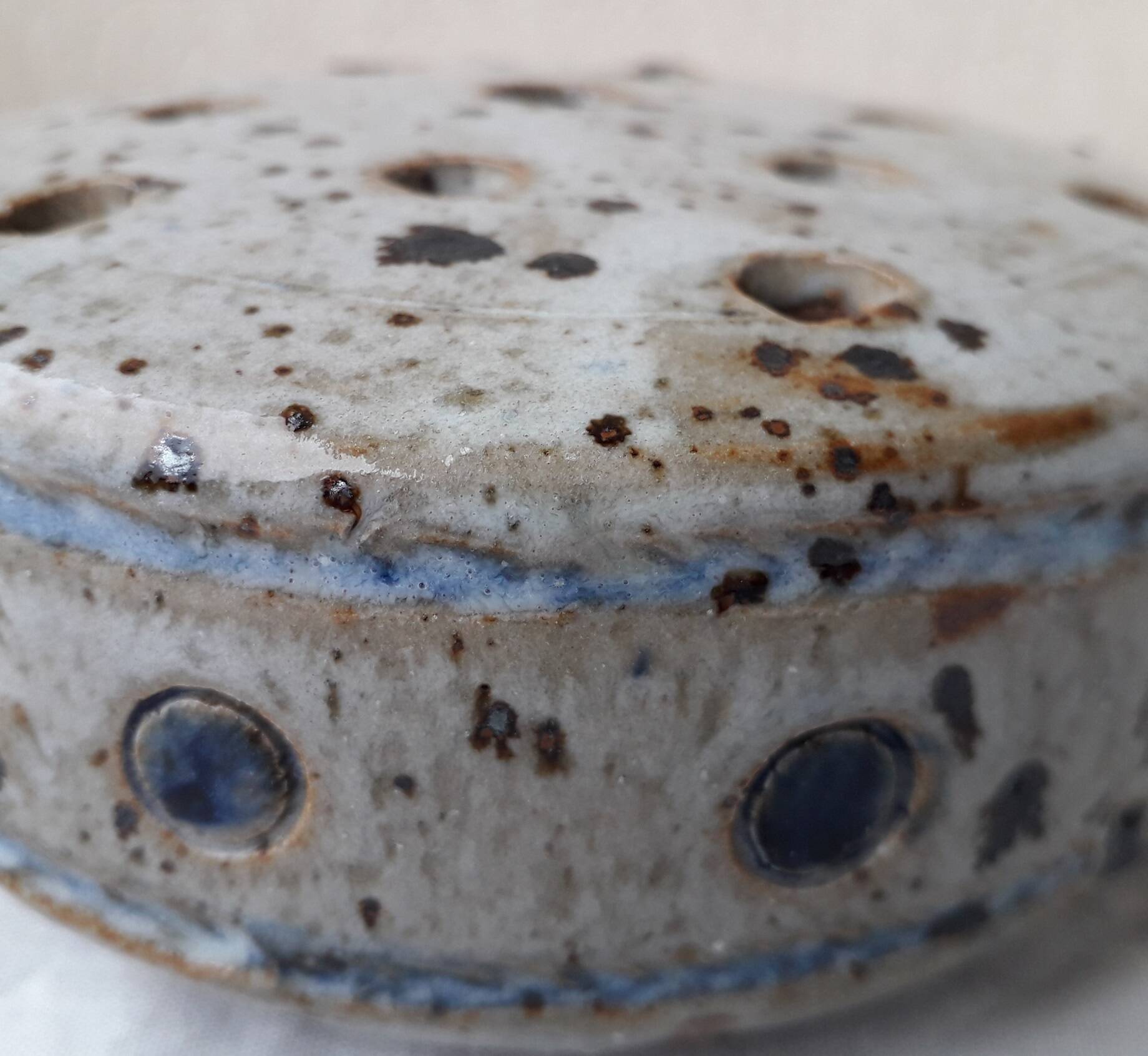 Stoneware flower vase