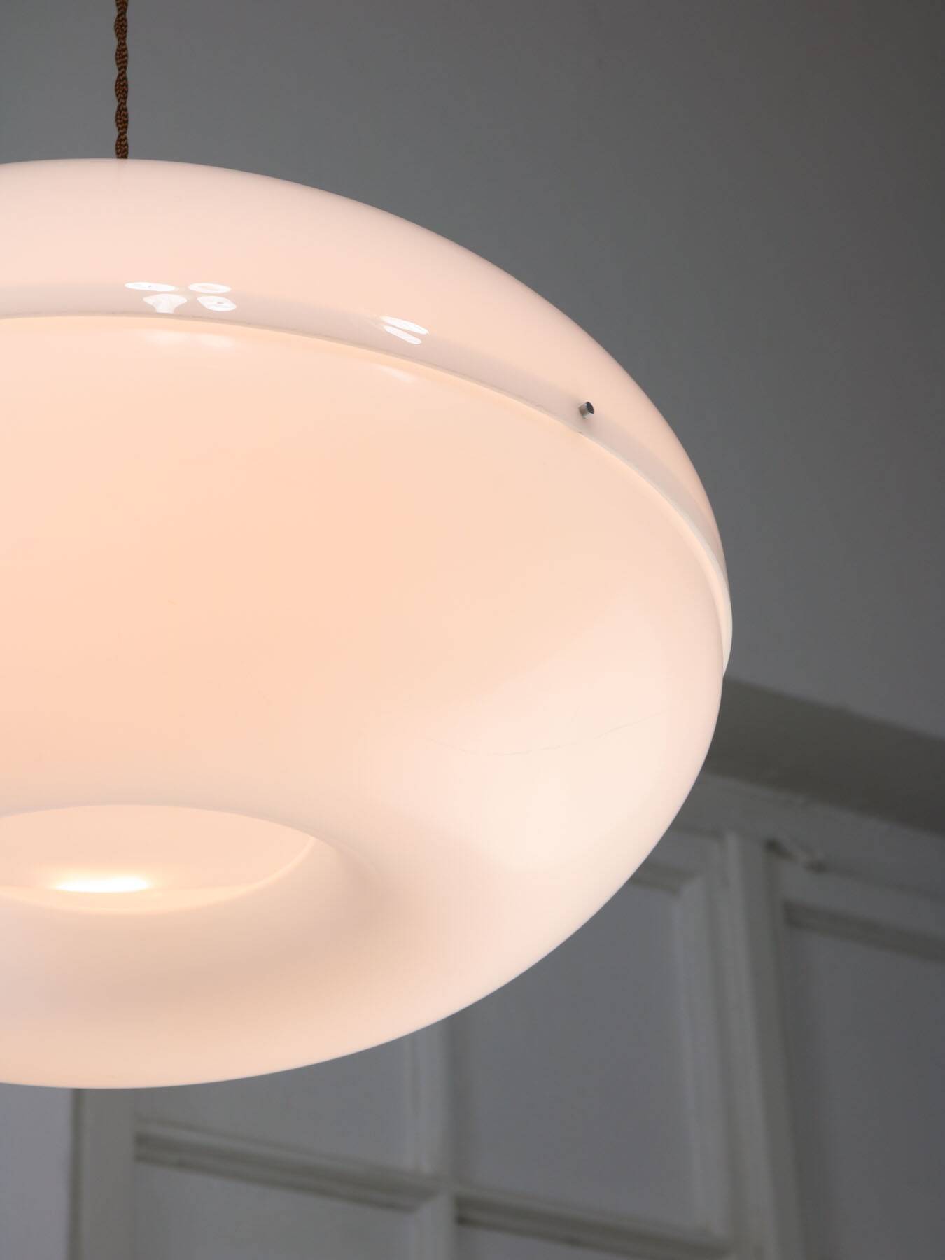 Italian Space Age Big White Doughnut Lamp, 70s