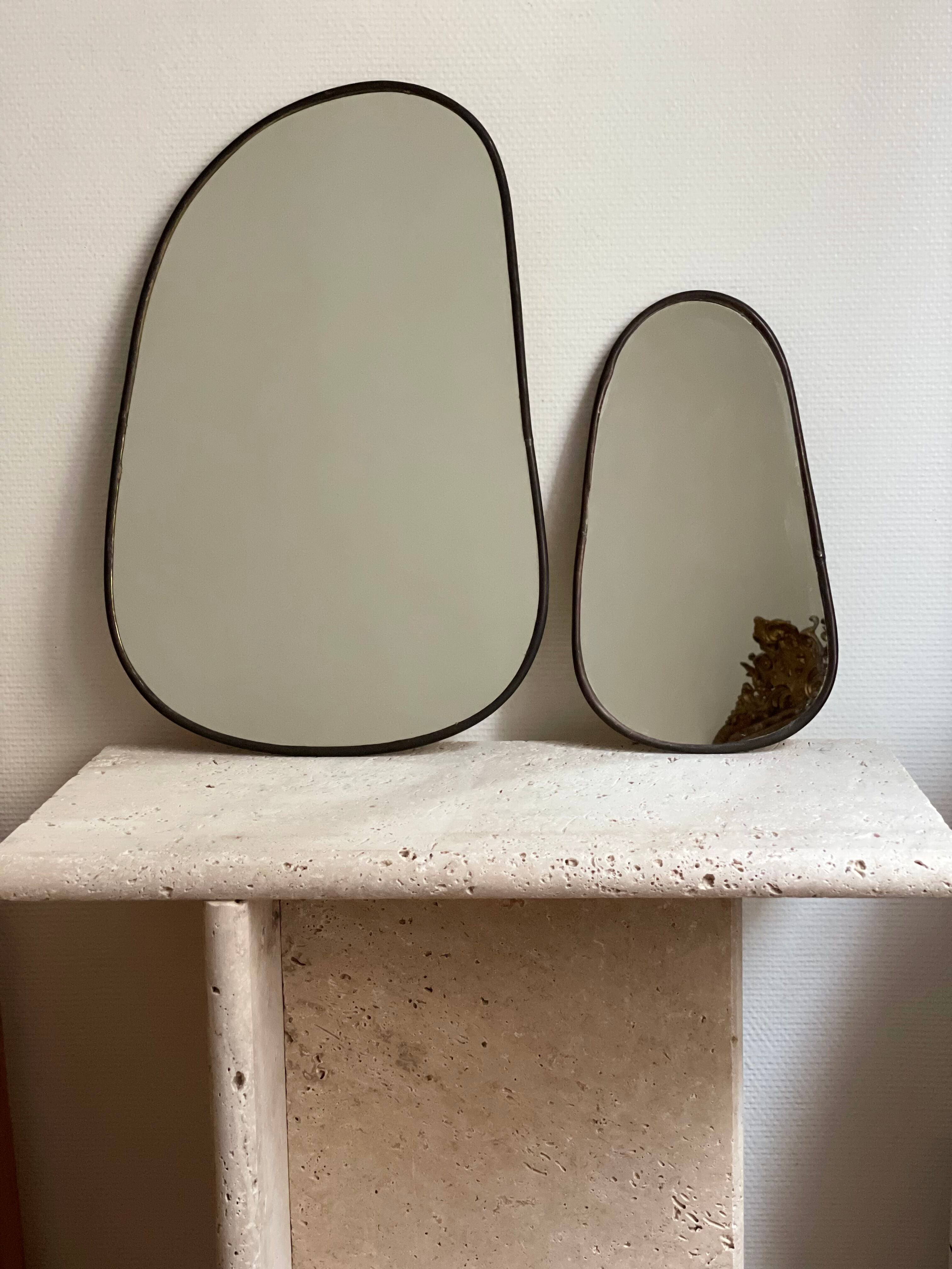 Mirror organic egg brass black 60x40cm