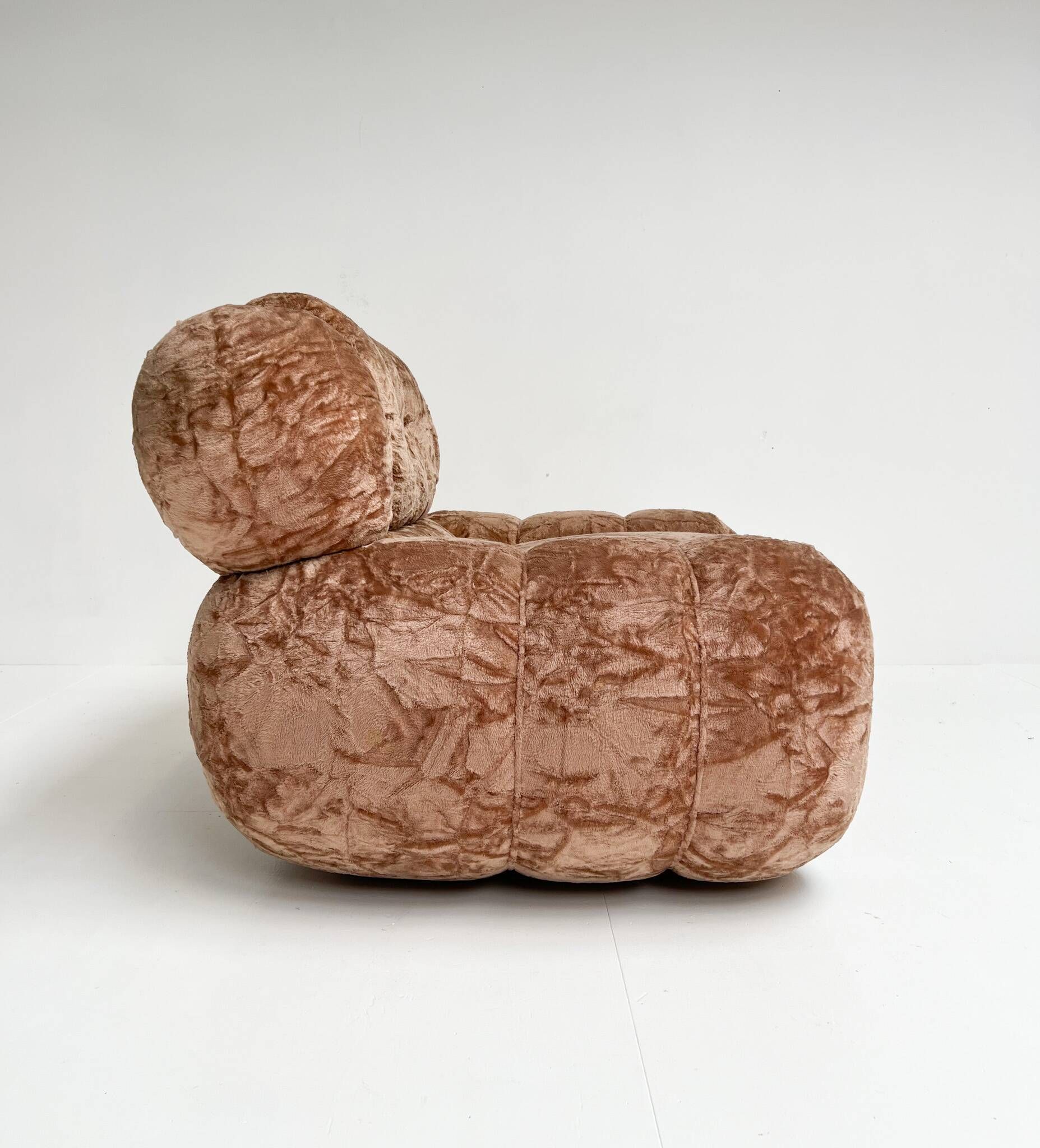 Fauteuil XL italien en velours, années 1970