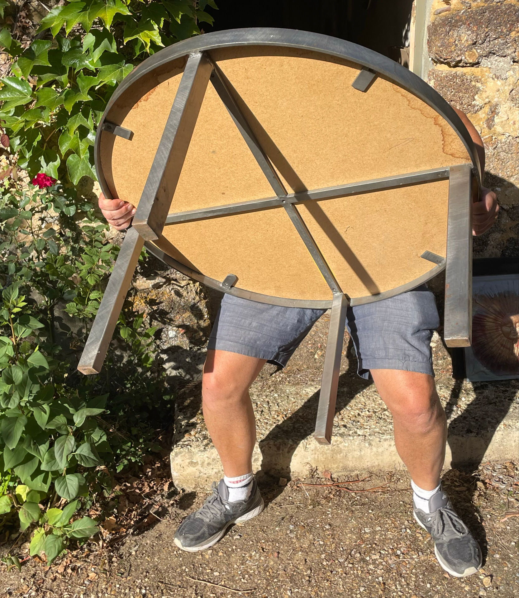 Circular coffee table