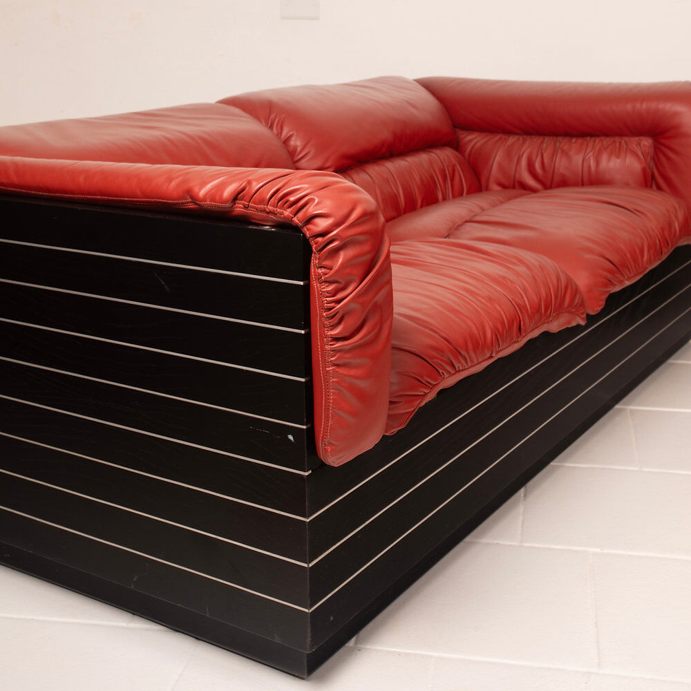 Pair of Strato sofas by Giovanni Offredi for Saporiti, 1970