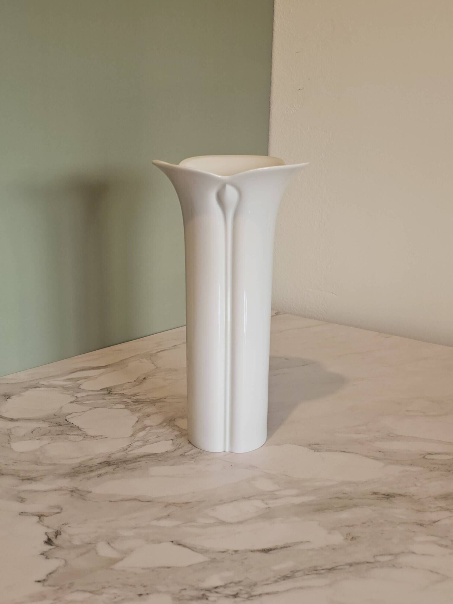 White porcelain vase Arzberg Corso Cnopsa