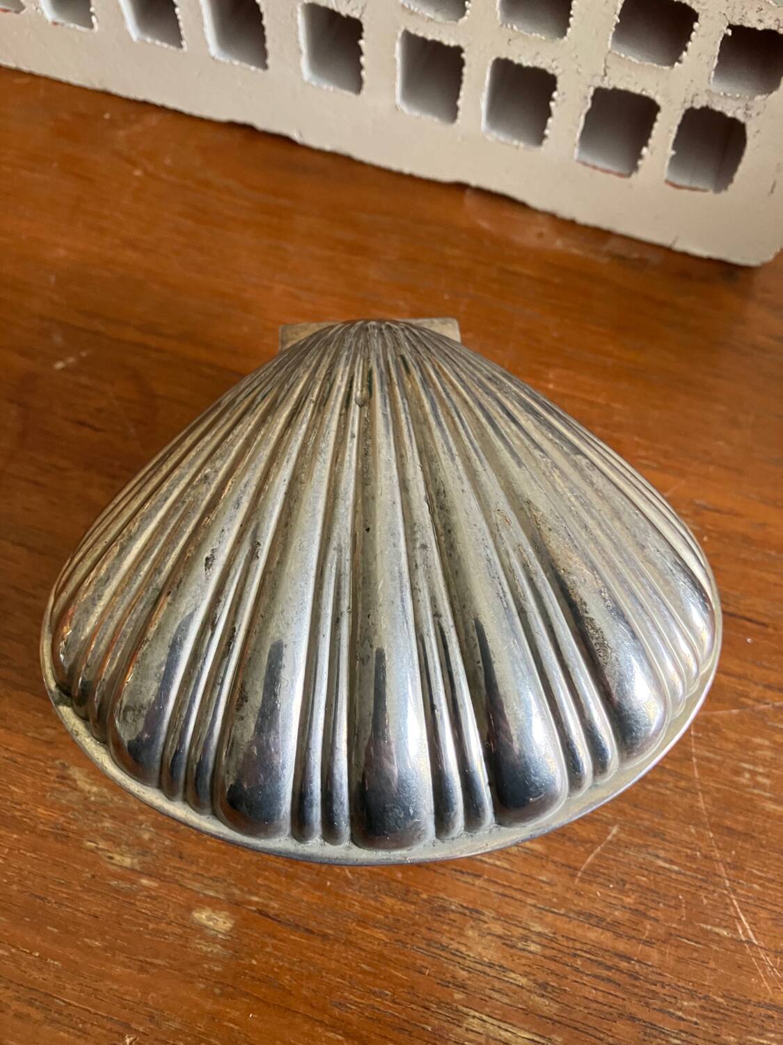 Shell jewelry box