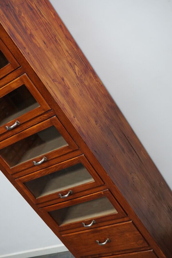 Armoire de mercerie en pin allemand vintage, années 1950