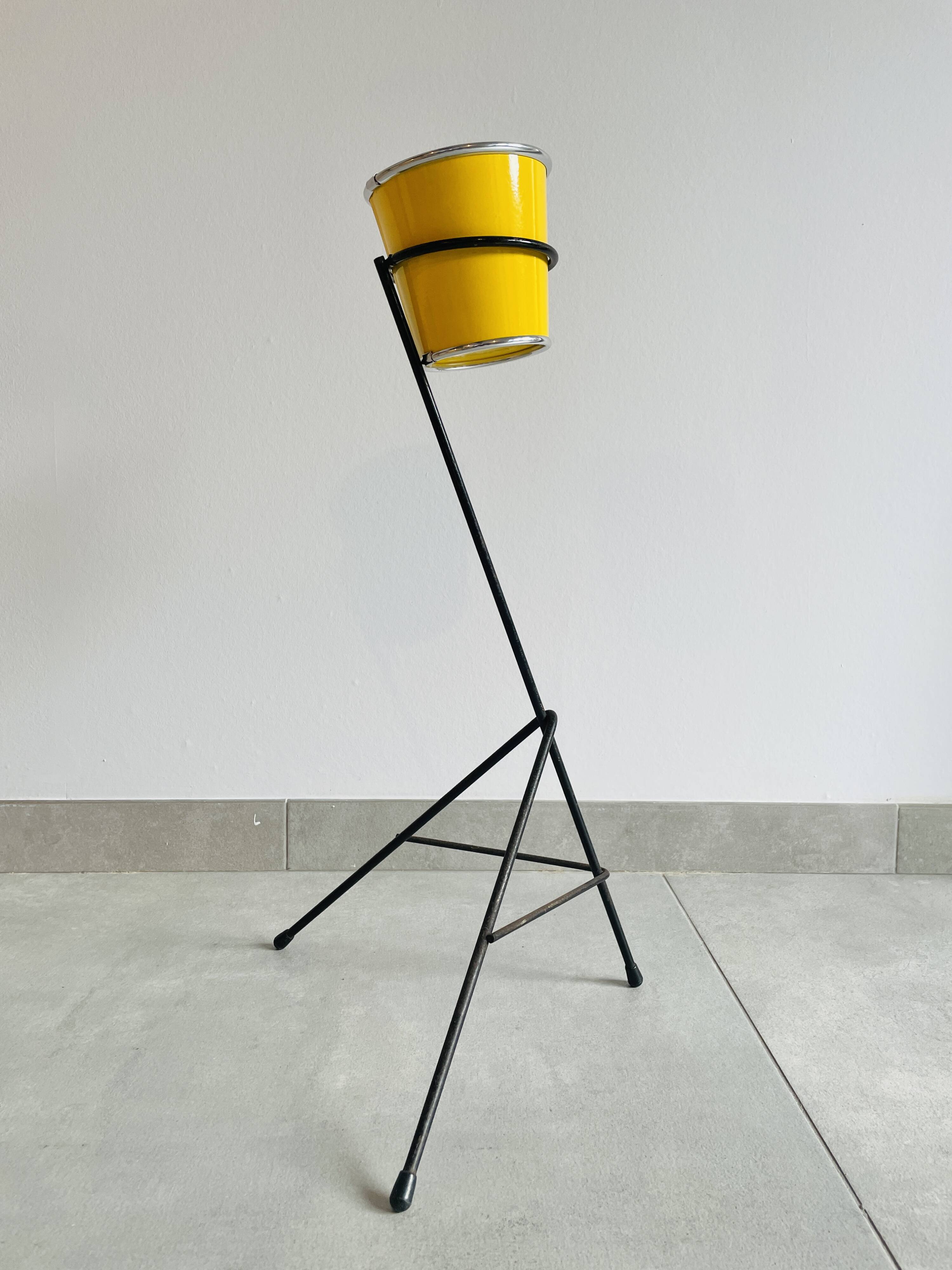 Vintage tripod plant holder