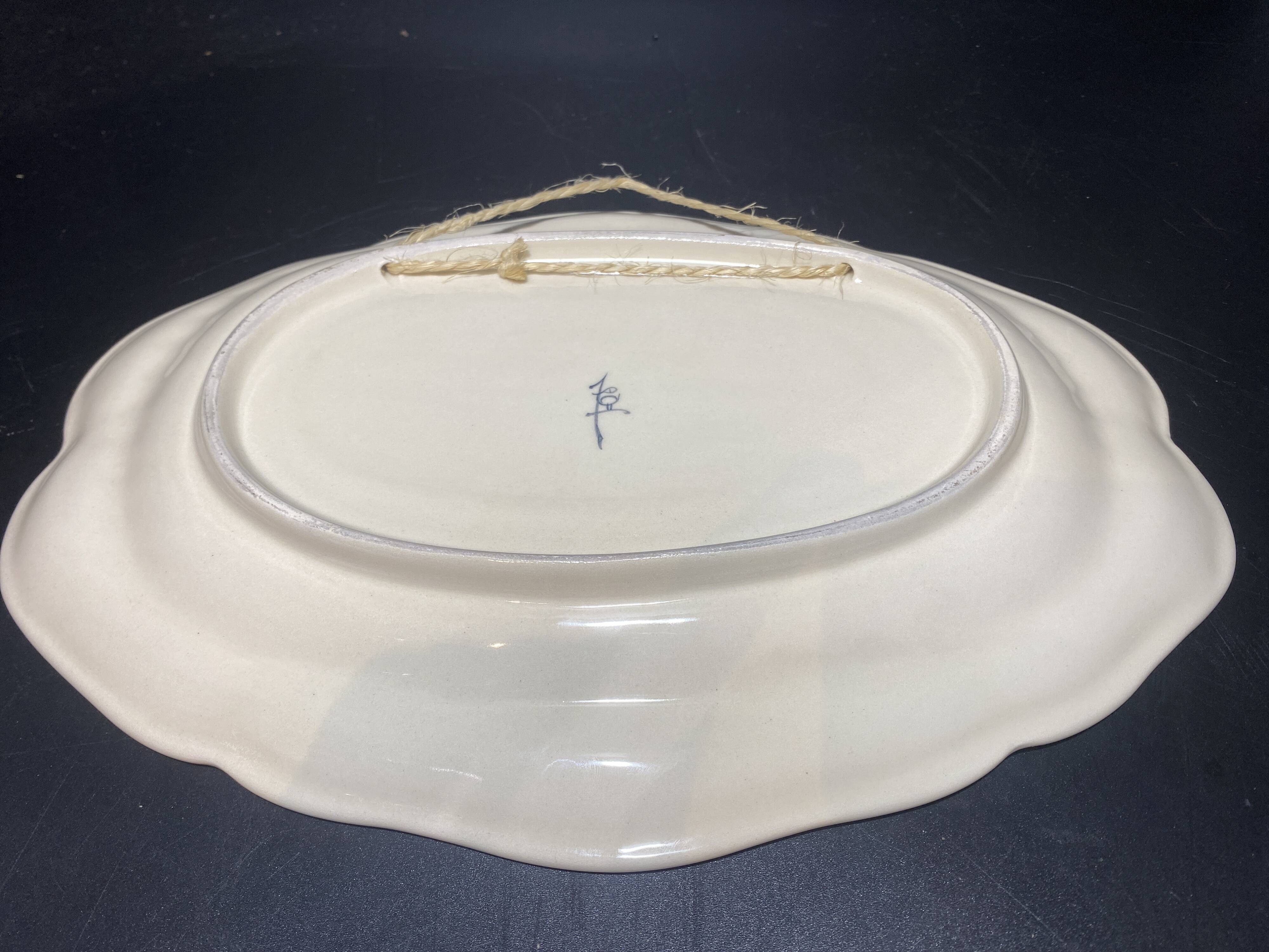 Decorative ceramic dish
