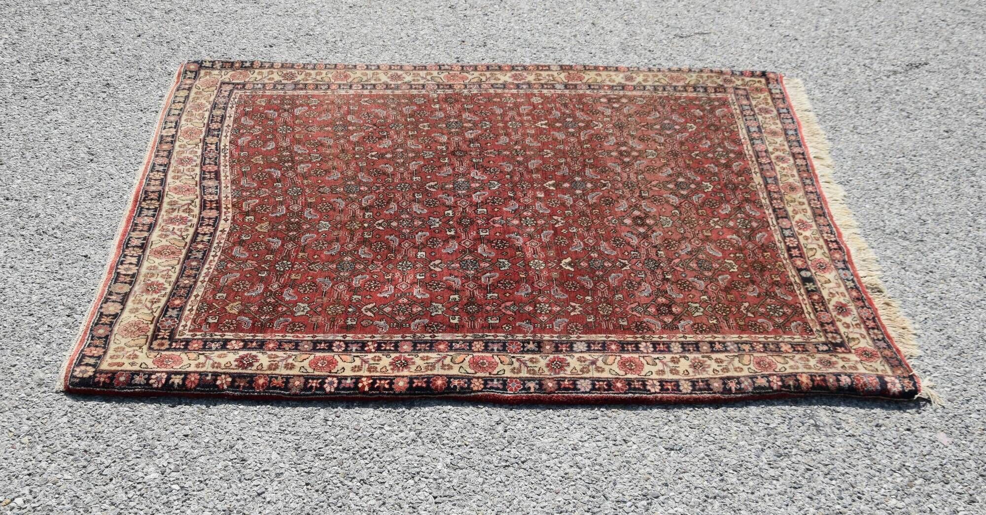 Antique Iranian Bidjar oriental rug - entirely handmade: 1.60 X 2.18 meters