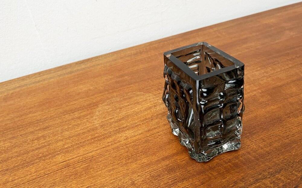 Vase bloc de verre à bulles brutaliste suédois de milieu du siècle par Josef Schott pour Smålandshyttan, années 1960