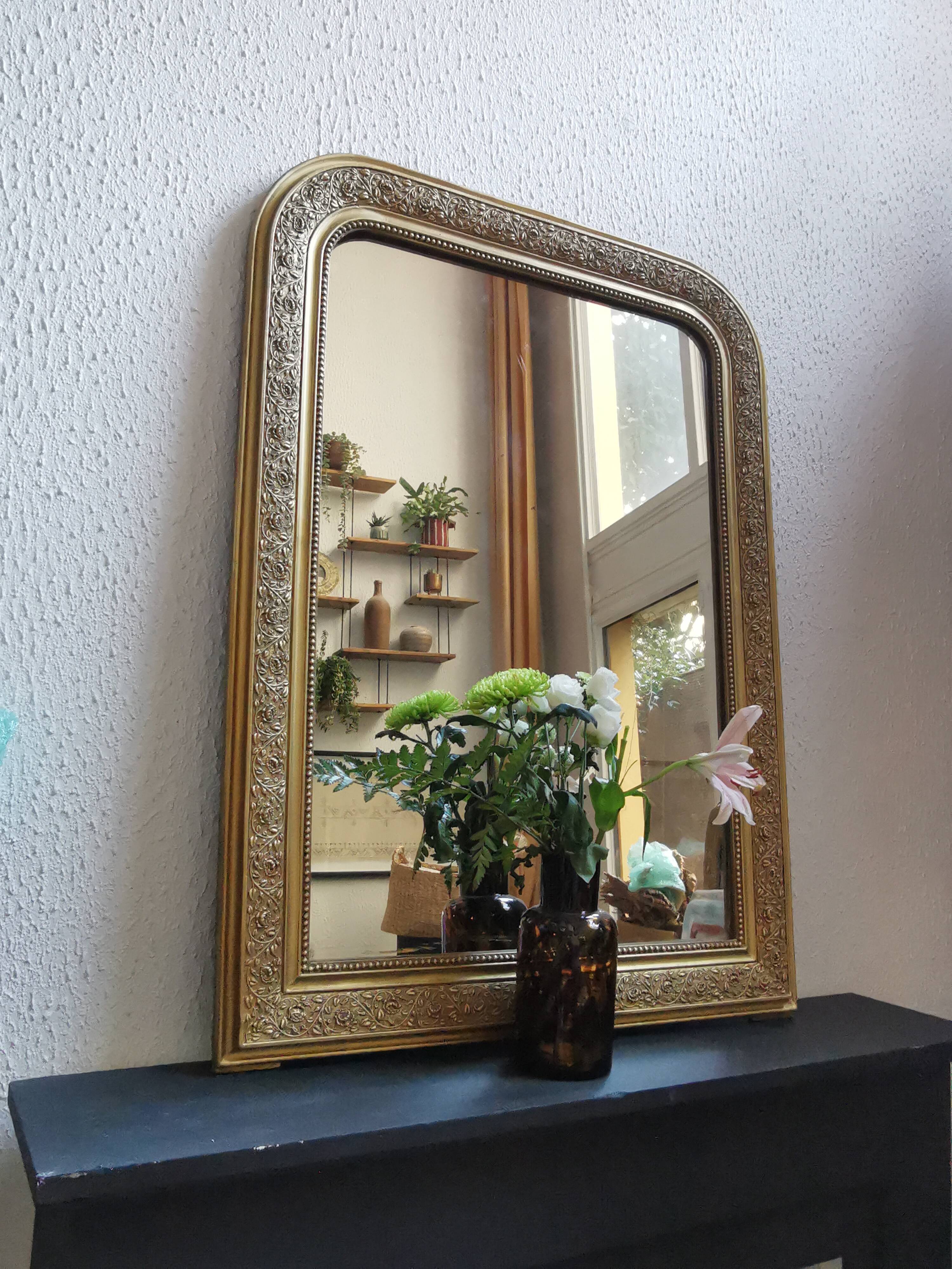 Mirror 101 x 74 cm Louis golden old