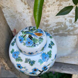 Chinese porcelain candy box