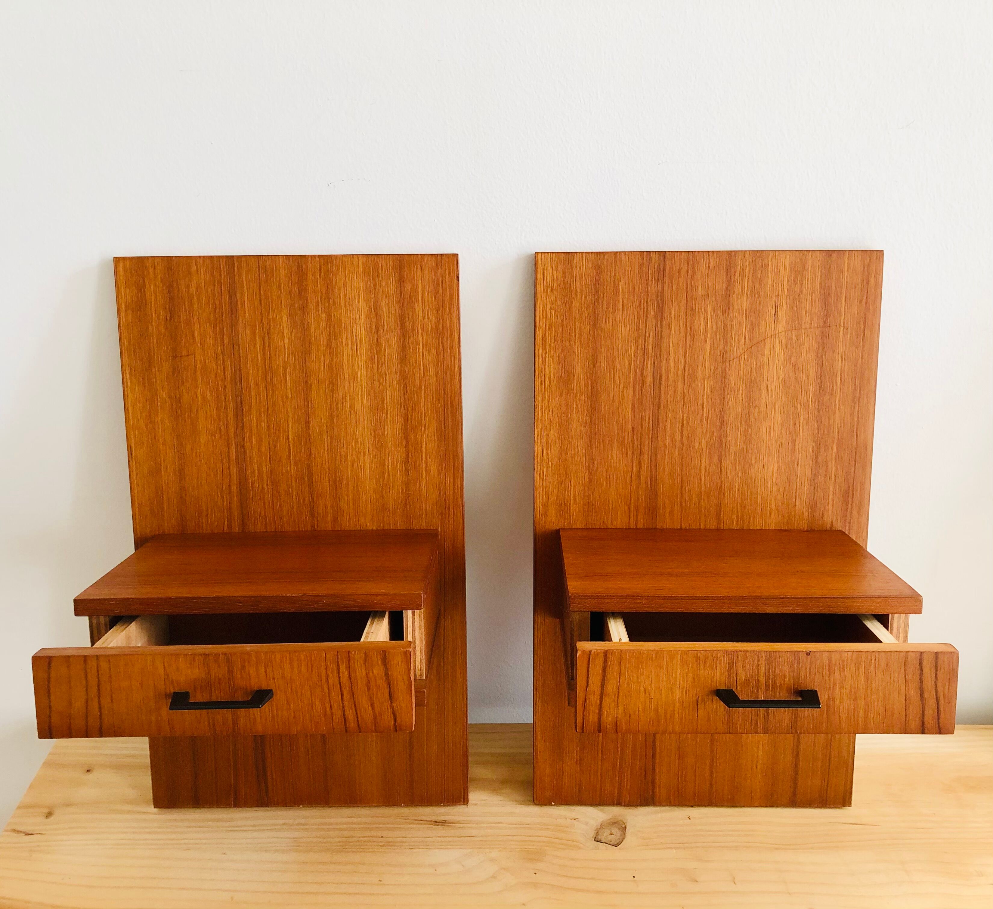 Pair of steak bedside Brissac