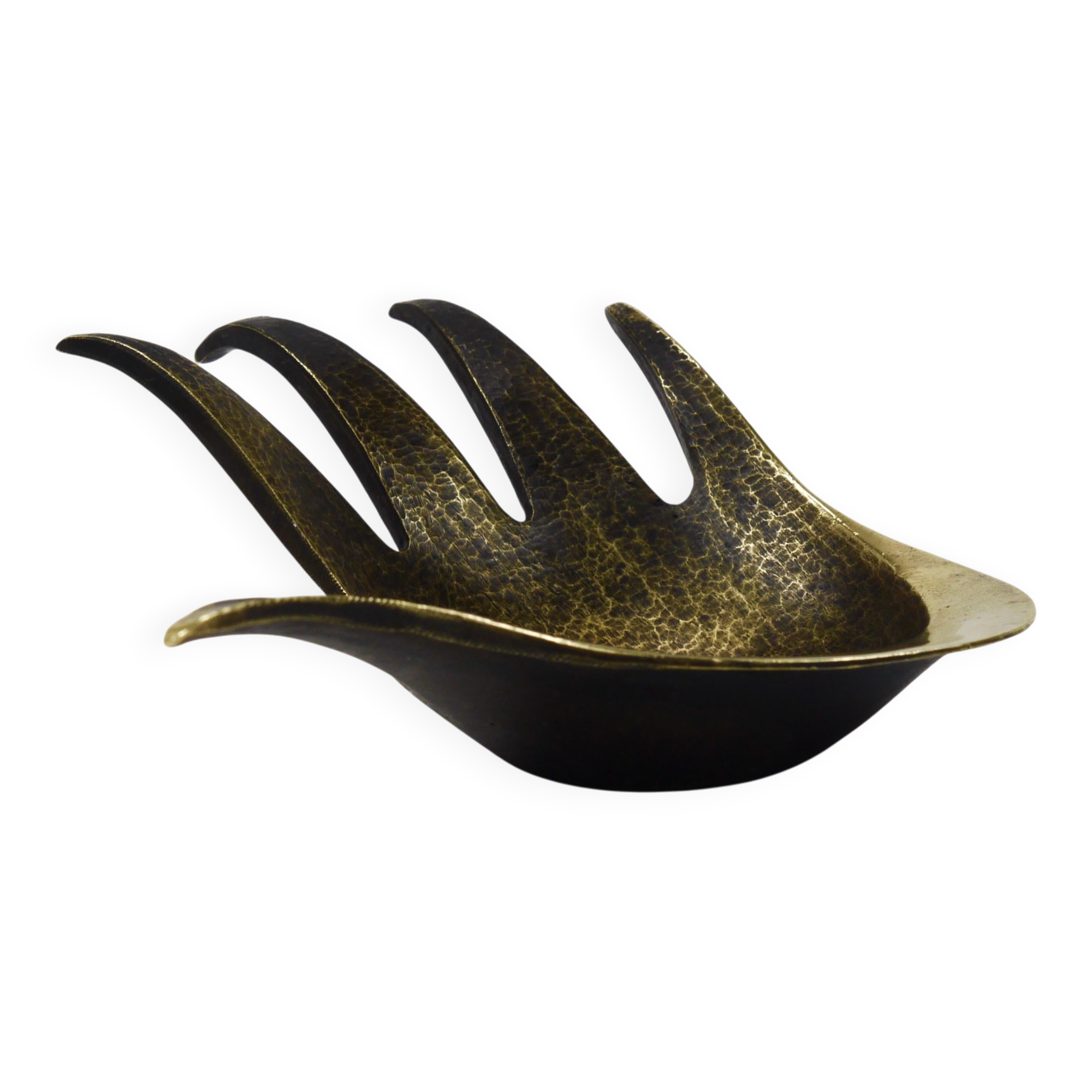 Bowl or sculptural ashtray in brass by Walter Bosse, Herta Baller, Austria, 1950s.