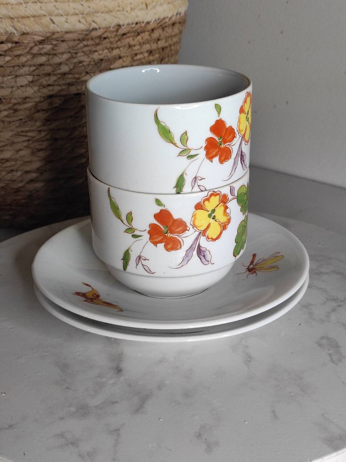 Porcelain cups from the 60s/70s