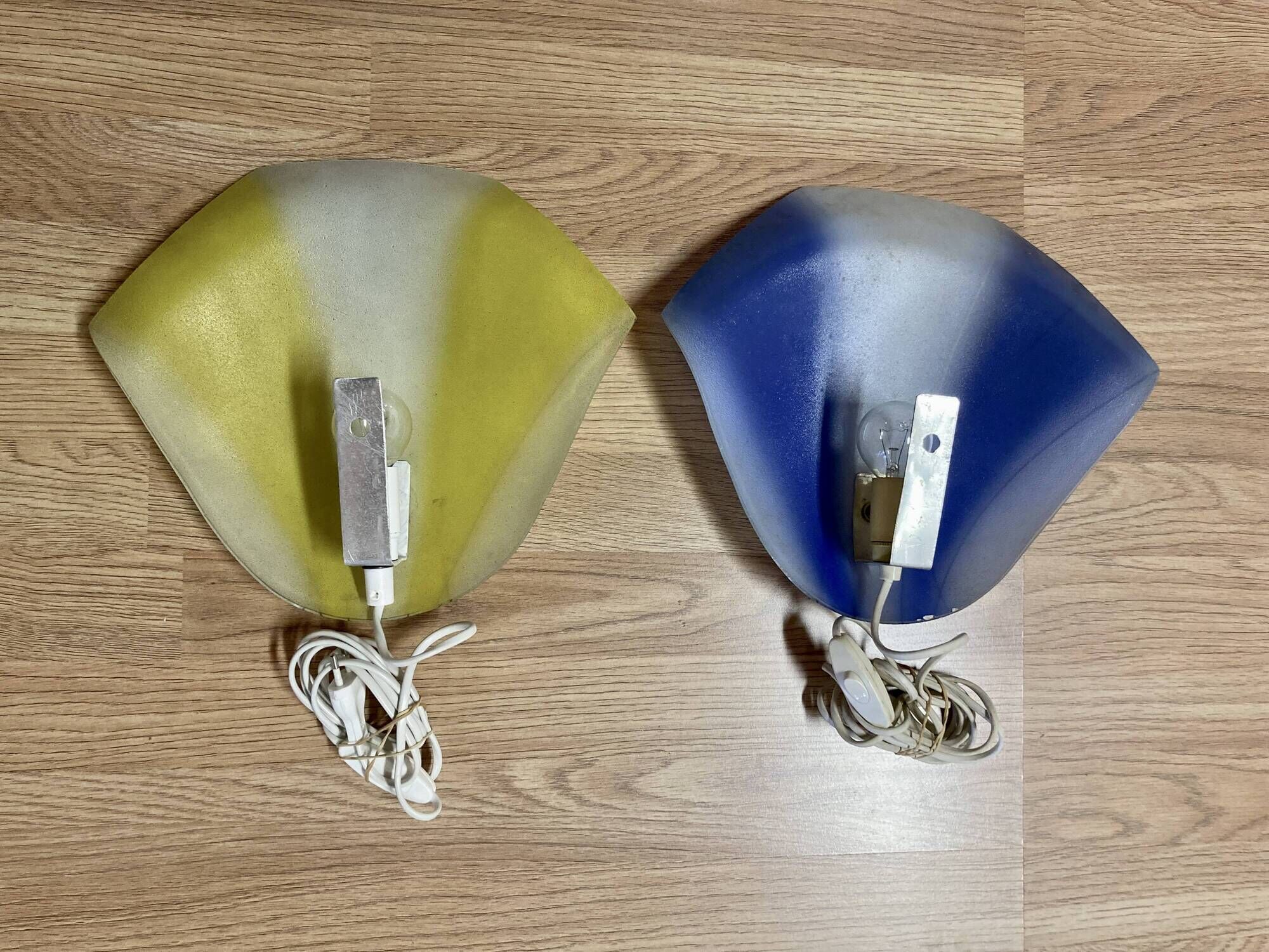 Paire d'appliques scandinaves en verre 1950