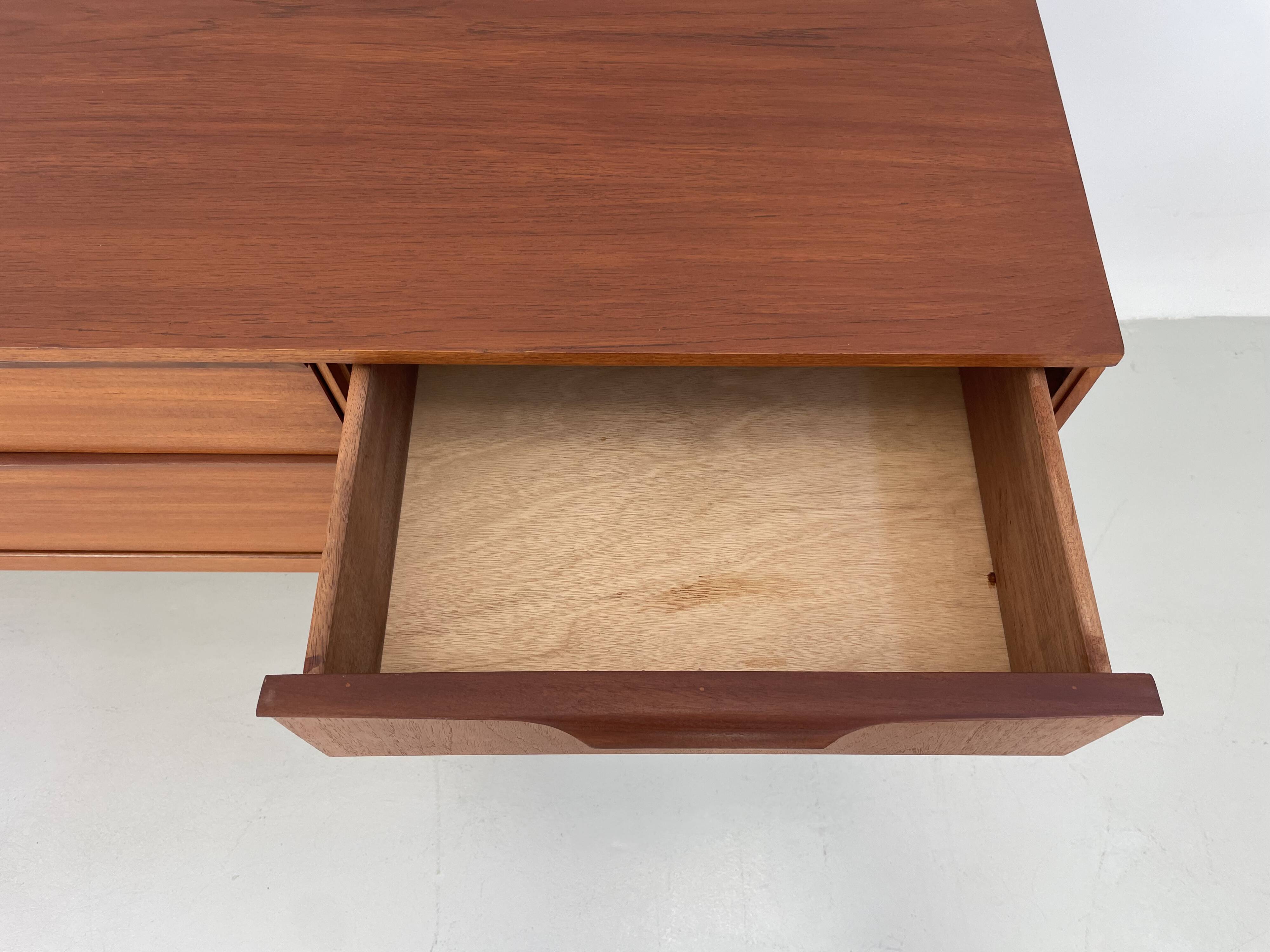 Buffet vintage par Frank Guille années 1960