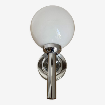 Vintage wall lamp, chrome and opaline, France 1970