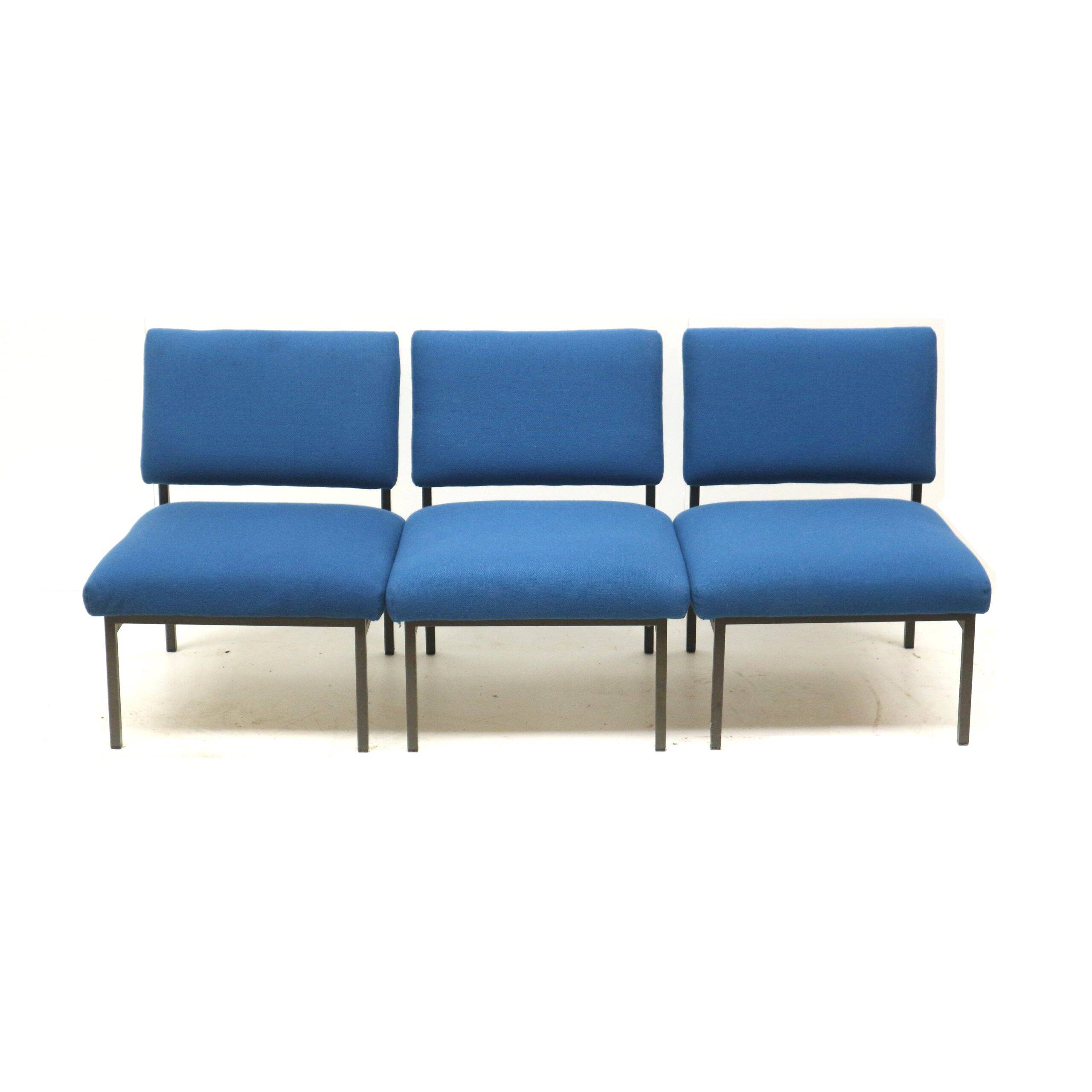 Vintage blue 3-seater sofa/set of 3 armchairs from the 1970s