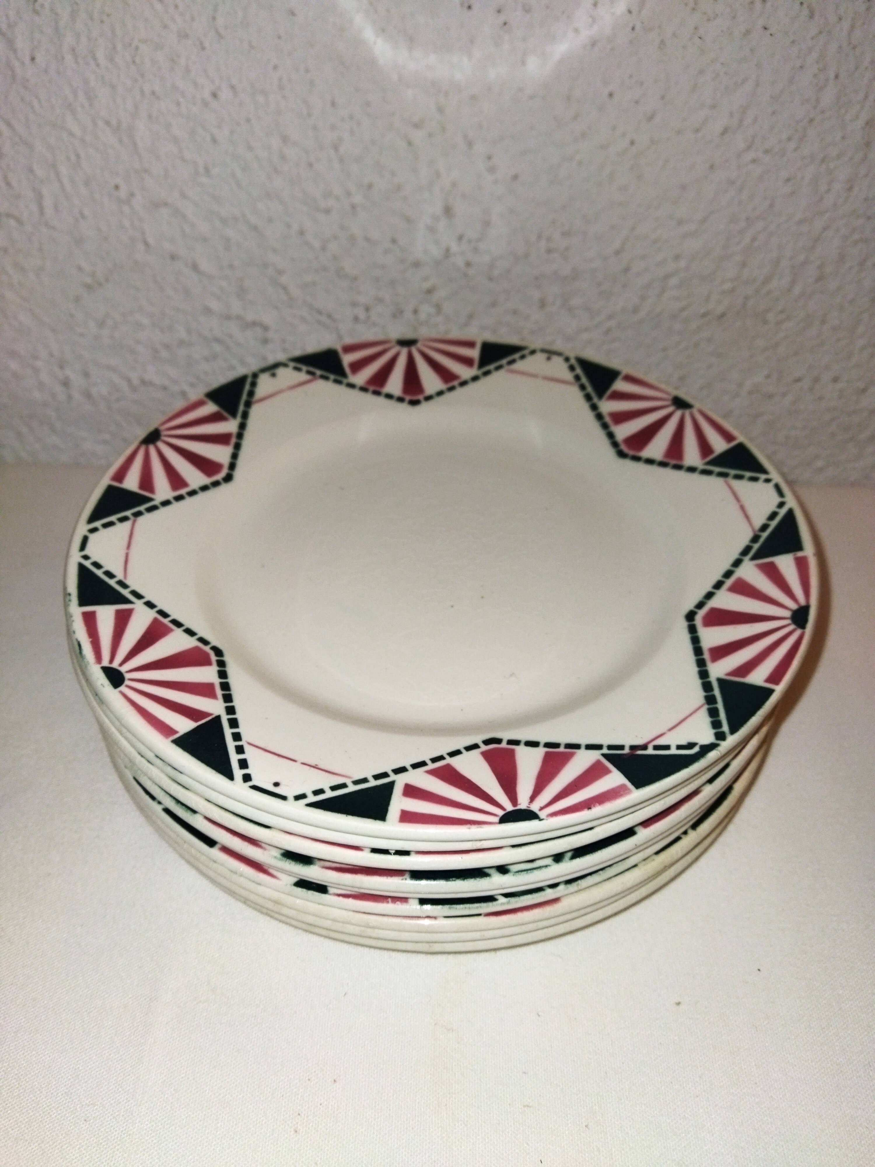 9 vintage dessert plates with Art Deco decor