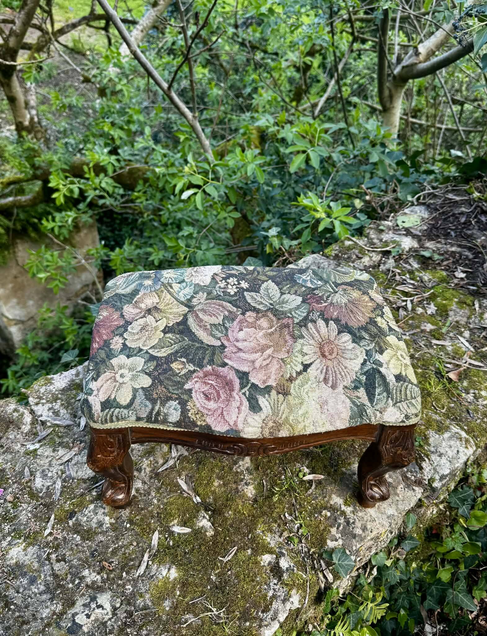 Louis XV style baroque footrest antique