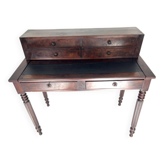 Stepped bedroom desk for small space