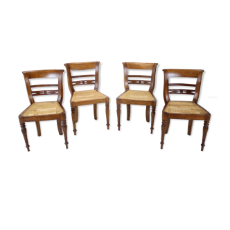 Ensemble de quatre chaises de salle à manger, en bois massif années 1950 Tchécoslovaquie