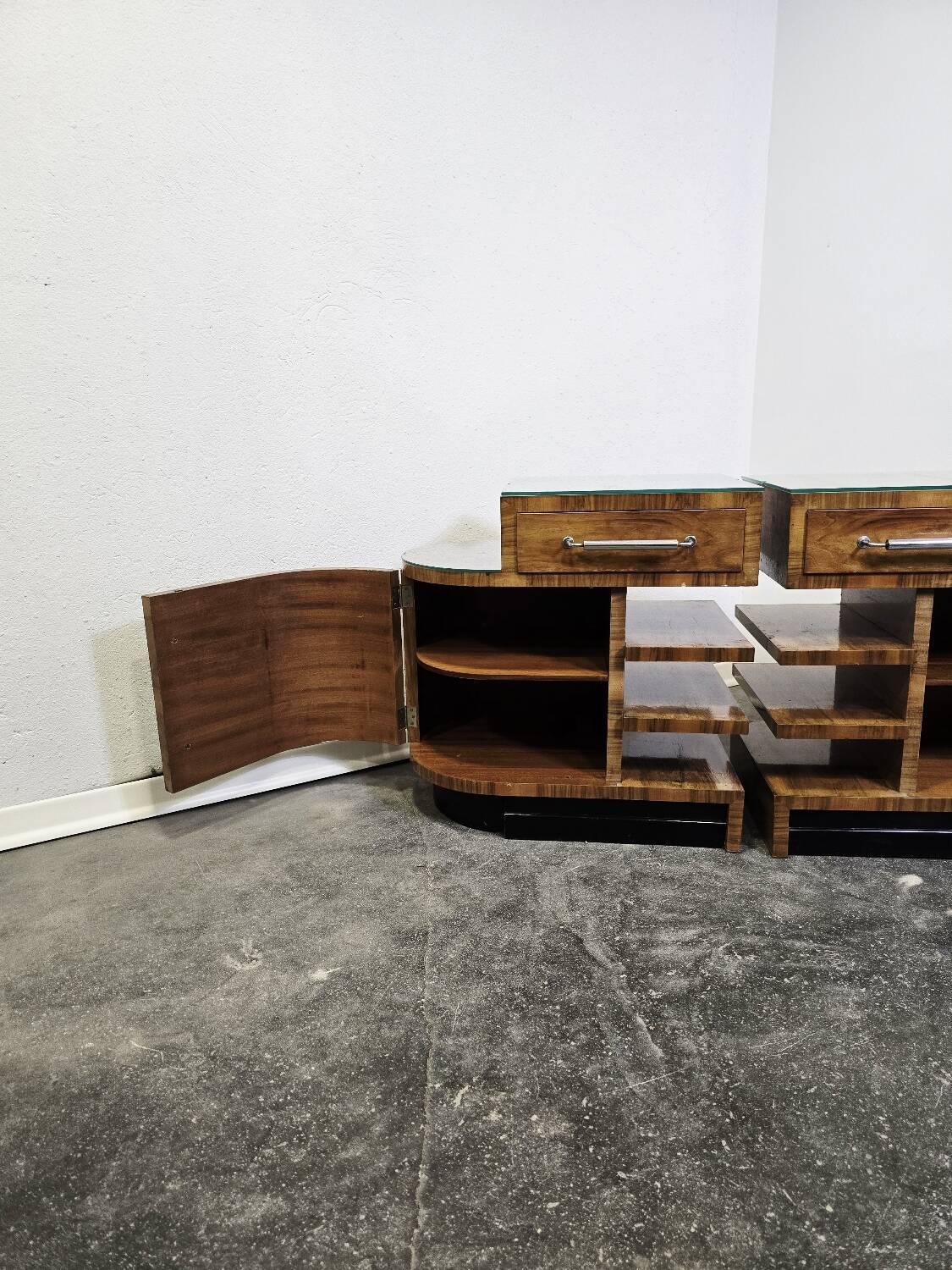 Tables de chevet Art déco des années 30