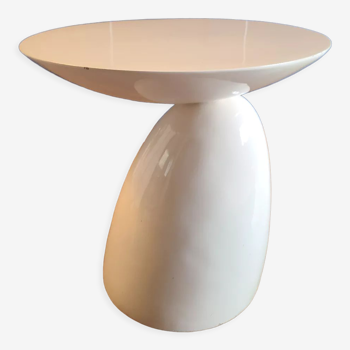 MCM Small Parabel table by eero Aarnio in white fiberglass