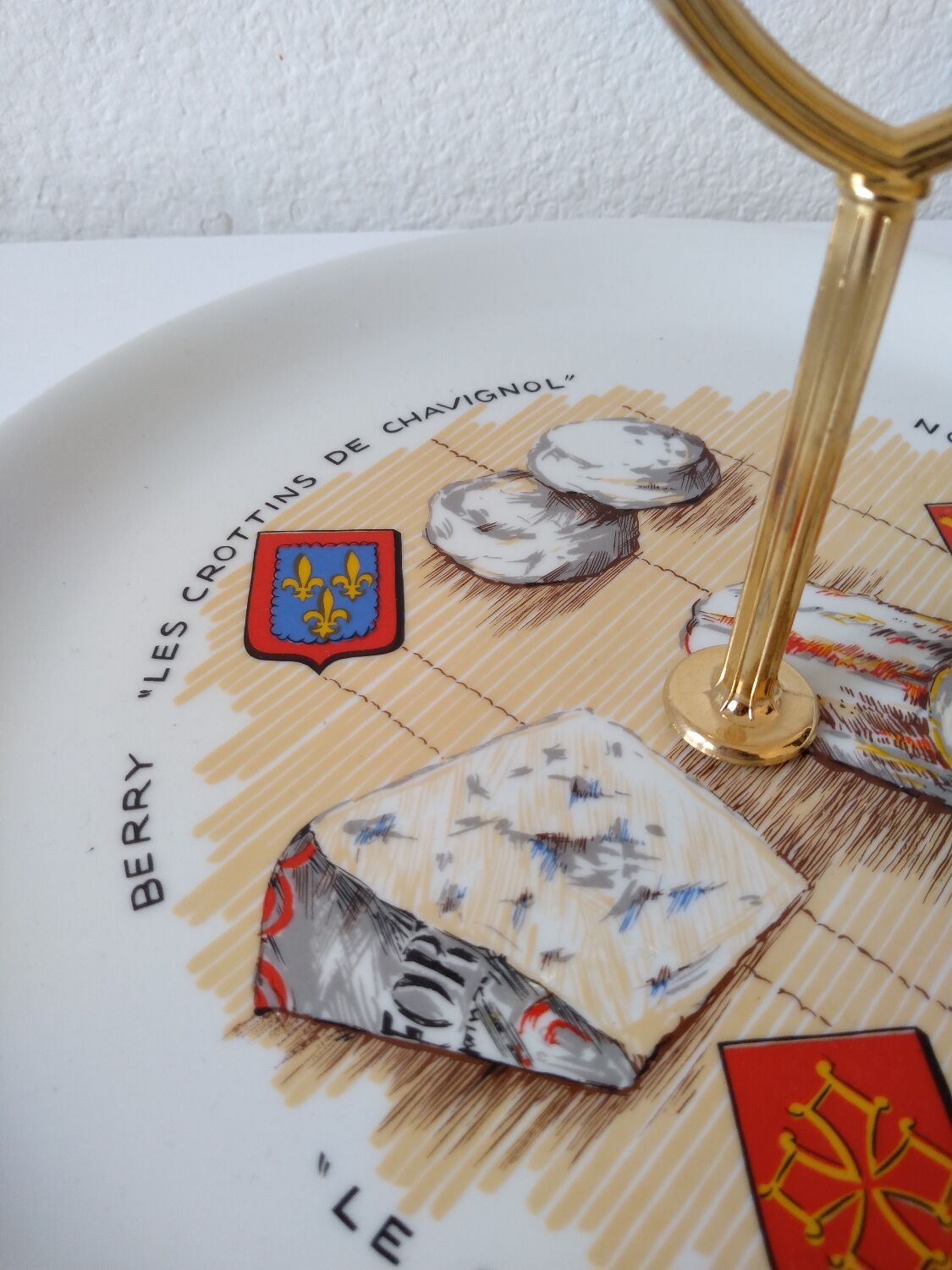 Limoges porcelain cheese service with drawing of regional cheeses and coats of arms 1 tray and 6 plates