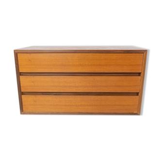 Wall mounted cabinet in teak of danish design from the 1960s.