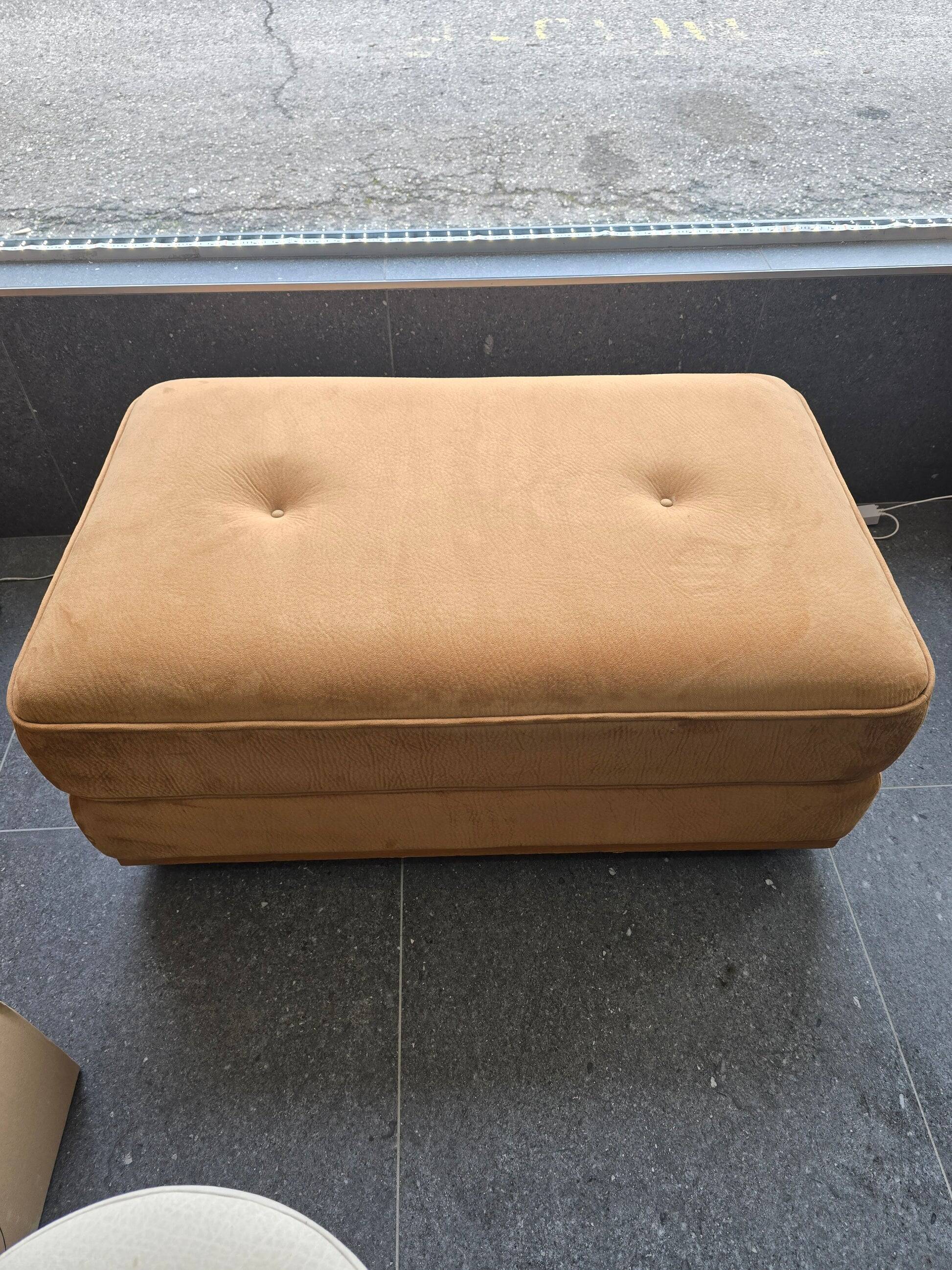 Banquette/ottoman - "Jacques Leleu collection" caramel velvet