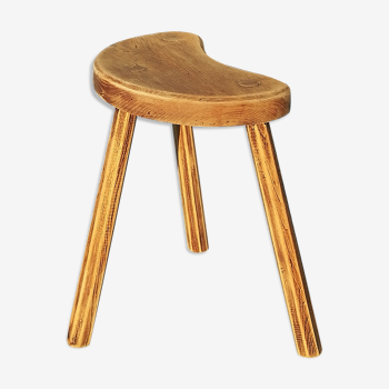 Wood tripod stool