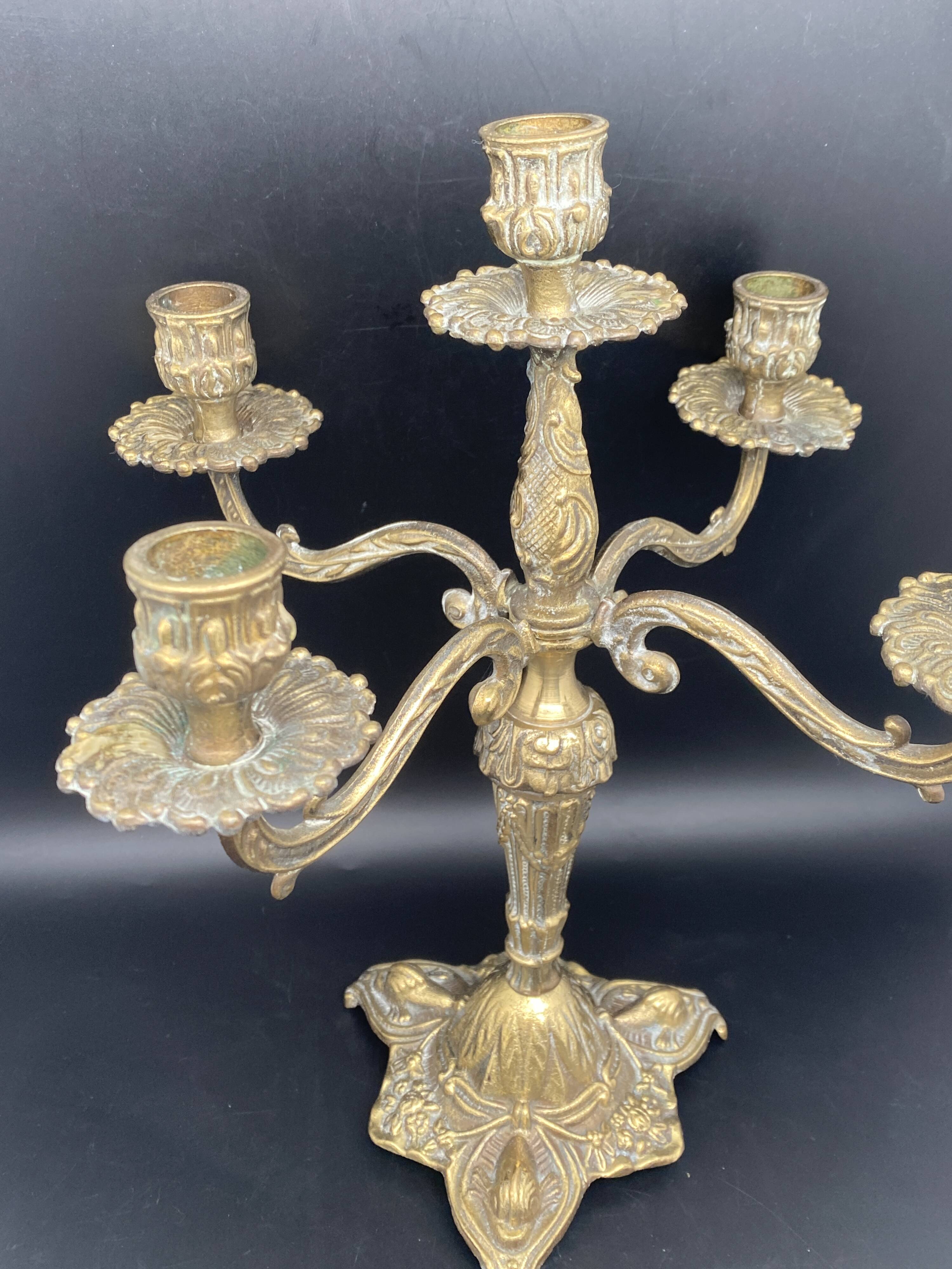 Chandelier 4 branches sculptées laiton – MPMDéc23JF21