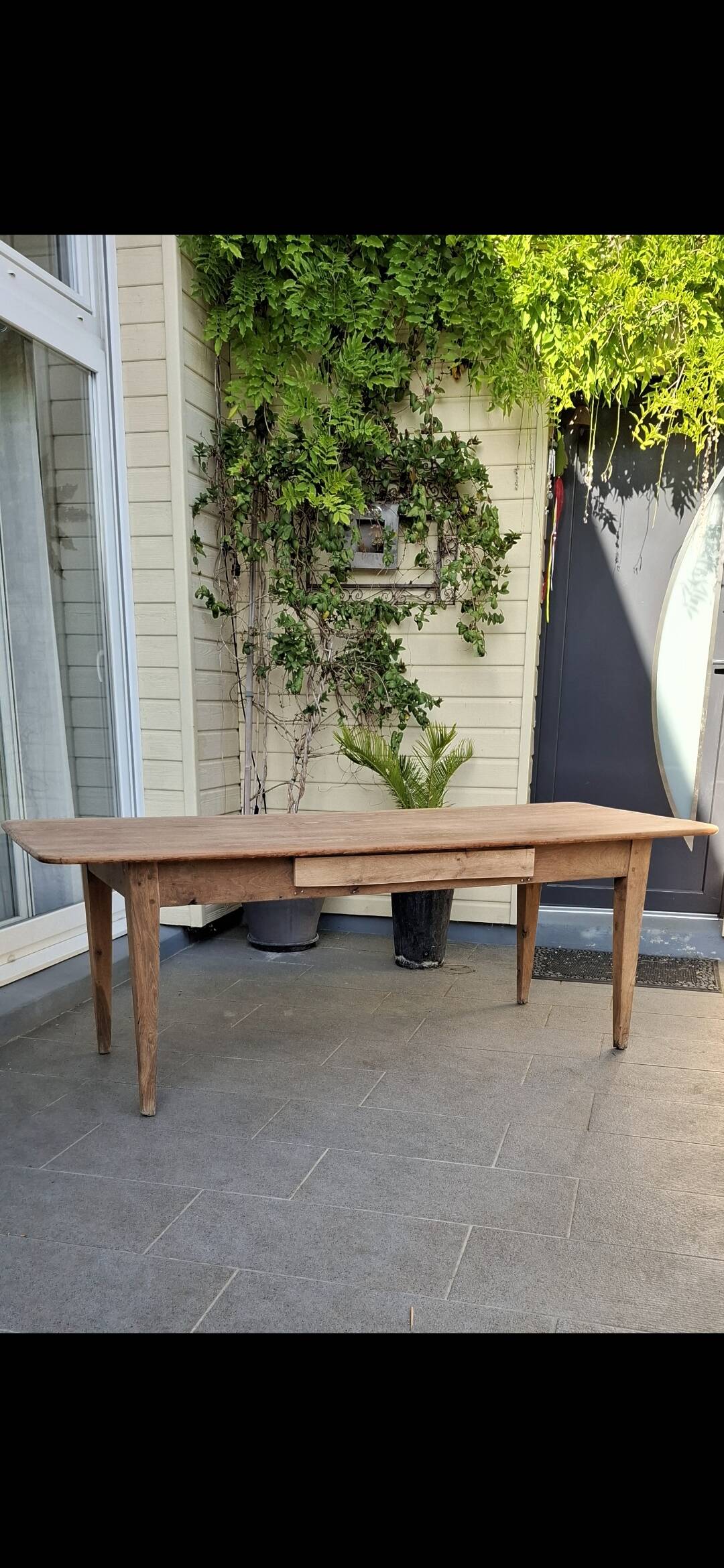 Farmhouse table with its 2 renovated benches