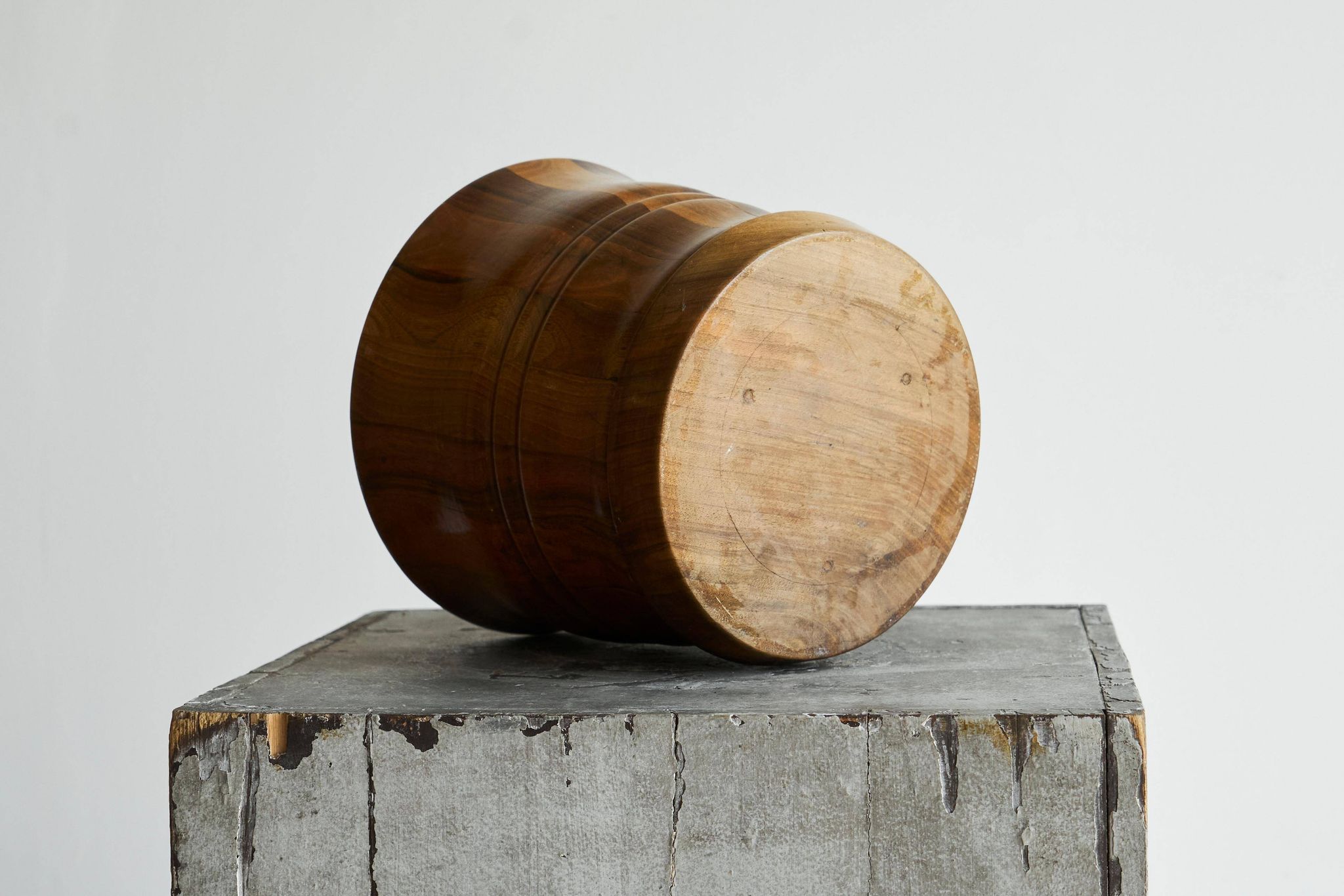 Striped vase in solid wood, 19th century