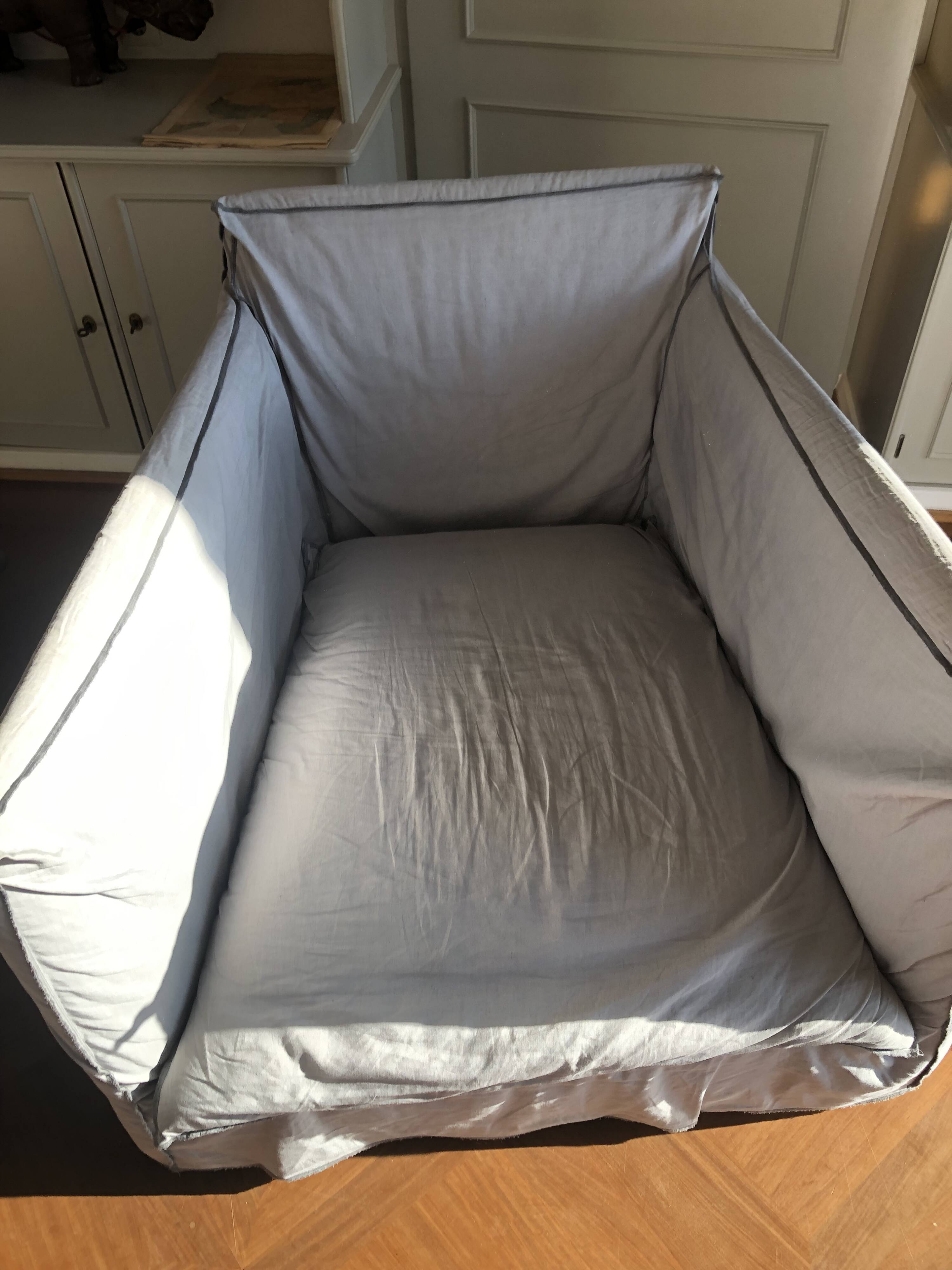Ghost Armchair 01 Gervasoni glacier blue