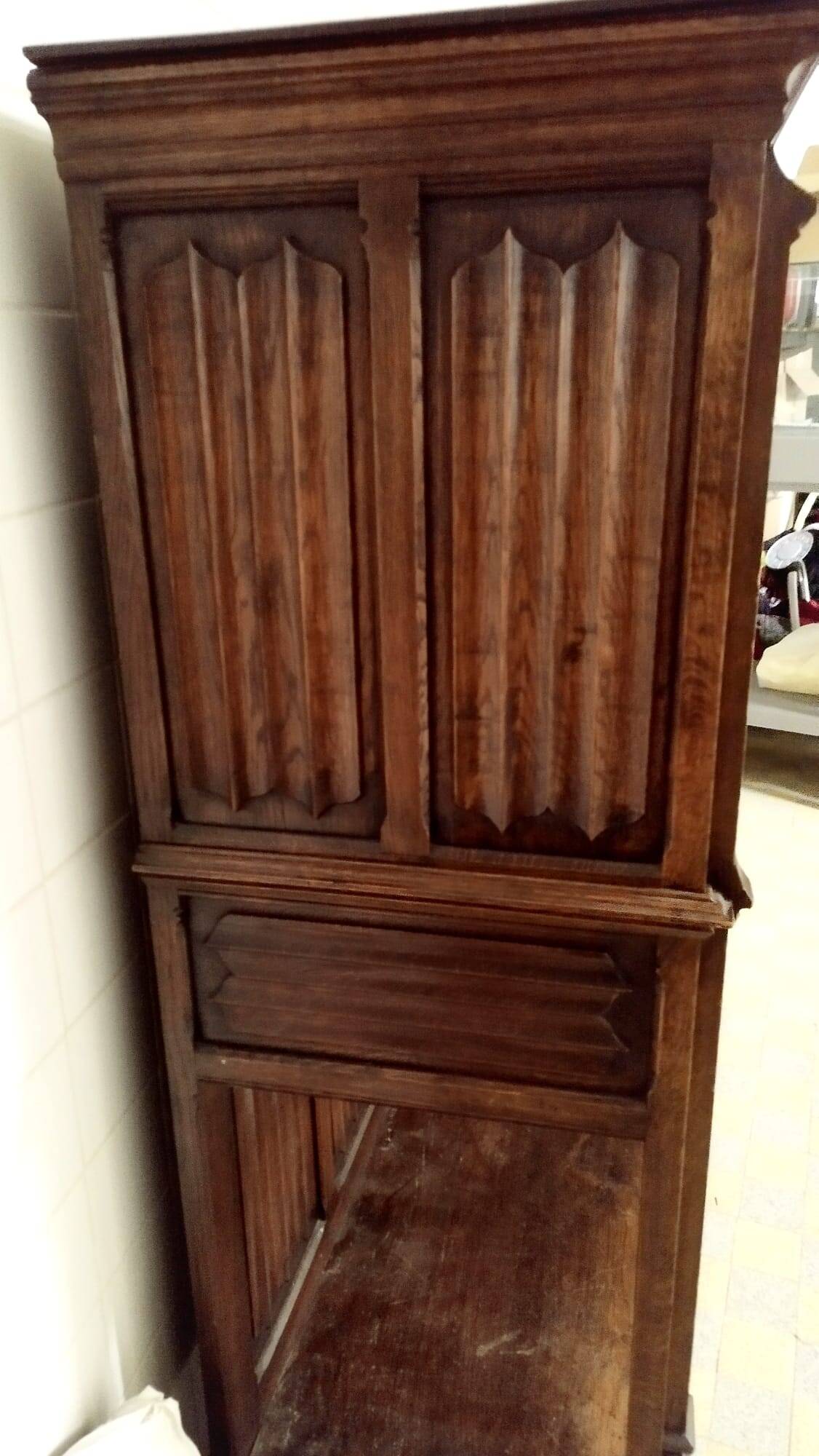 Gothic sideboard in oak and walnut – French school, 19th century
